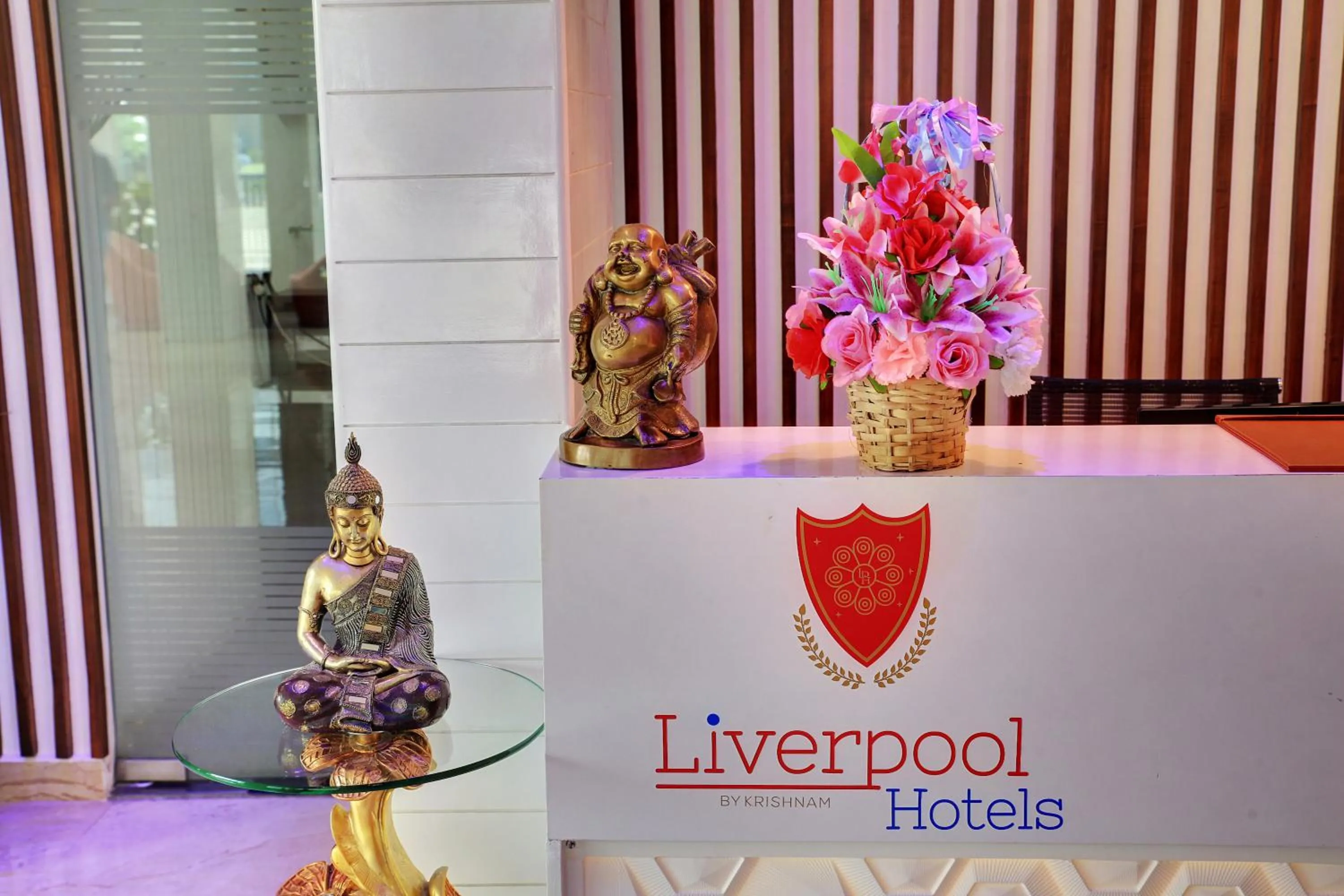 Logo/Certificate/Sign in The Liverpool Blue Hotels
