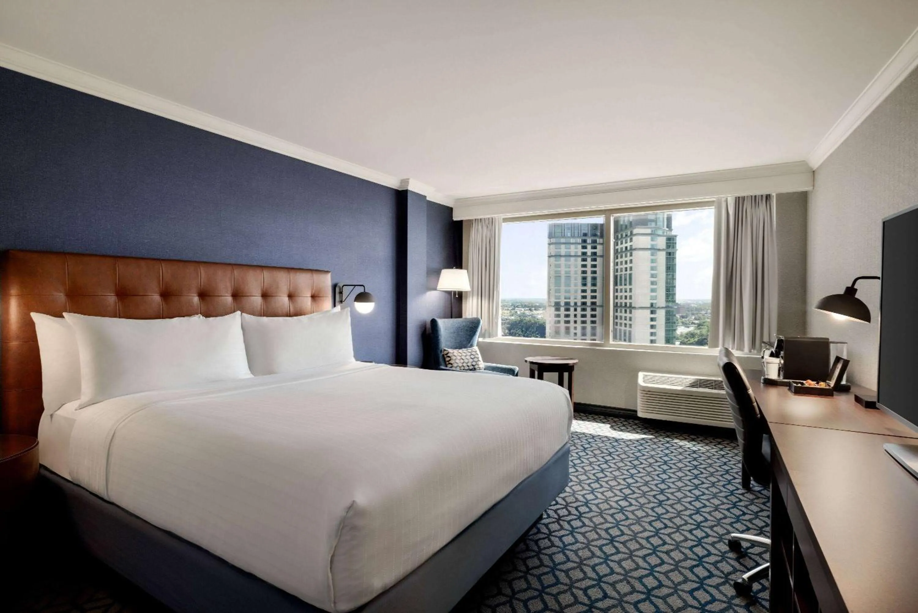 Photo of the whole room, Bed in Wyndham Grand Fallsview Hotel