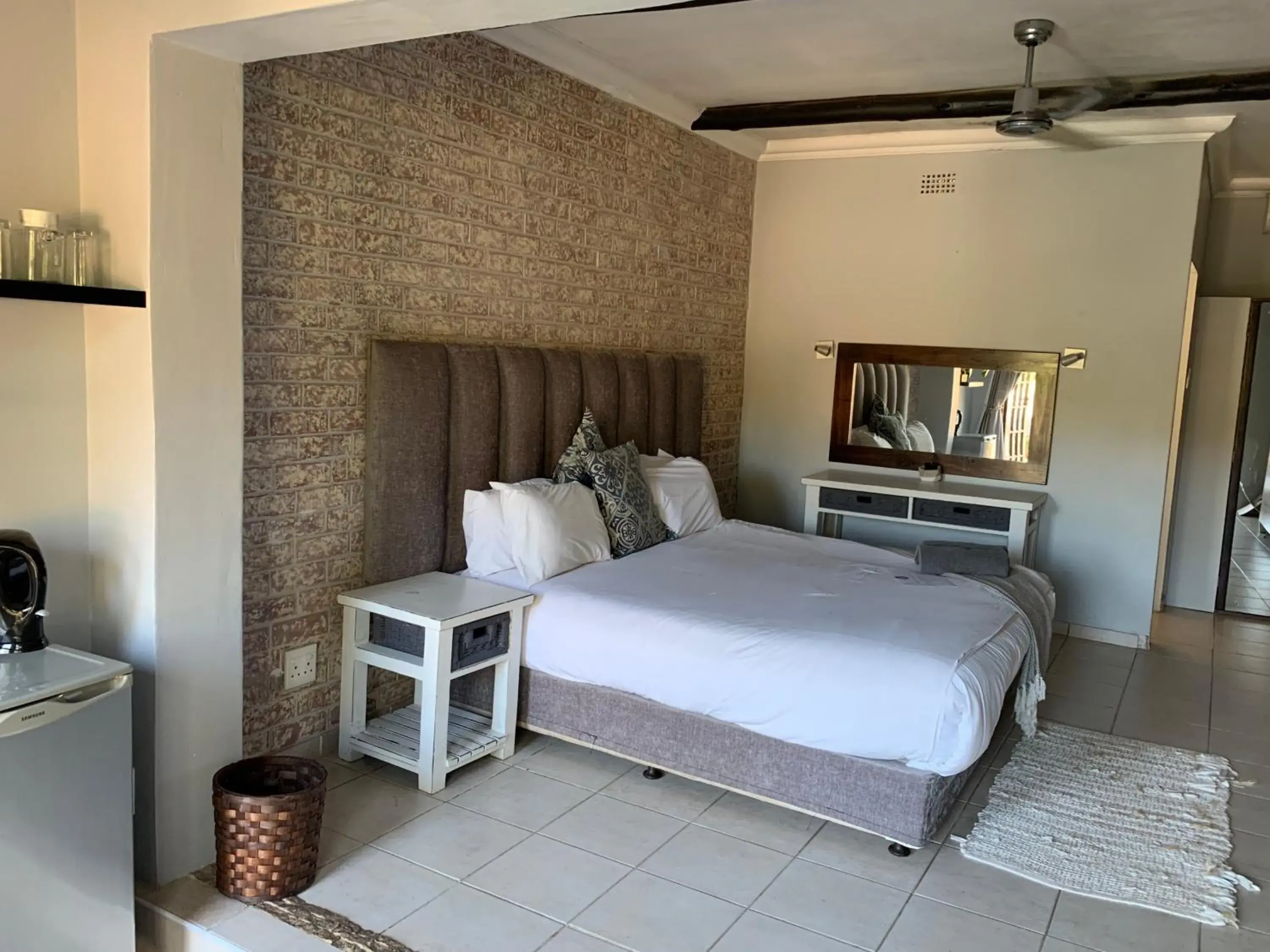 Deluxe Double or Twin Room with Garden View - single occupancy in Umtamvuna River Lodge Deluxe Double or Twin Room with Garden View - single occupancy in Umtamvuna River Lodge