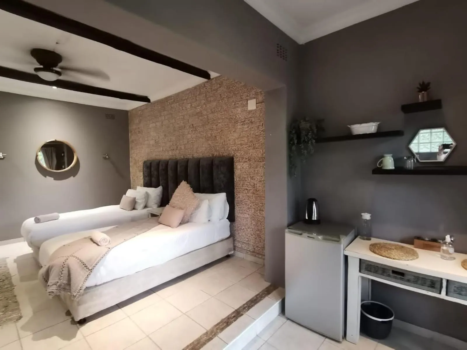 Bedroom, Bed in Umtamvuna River Lodge