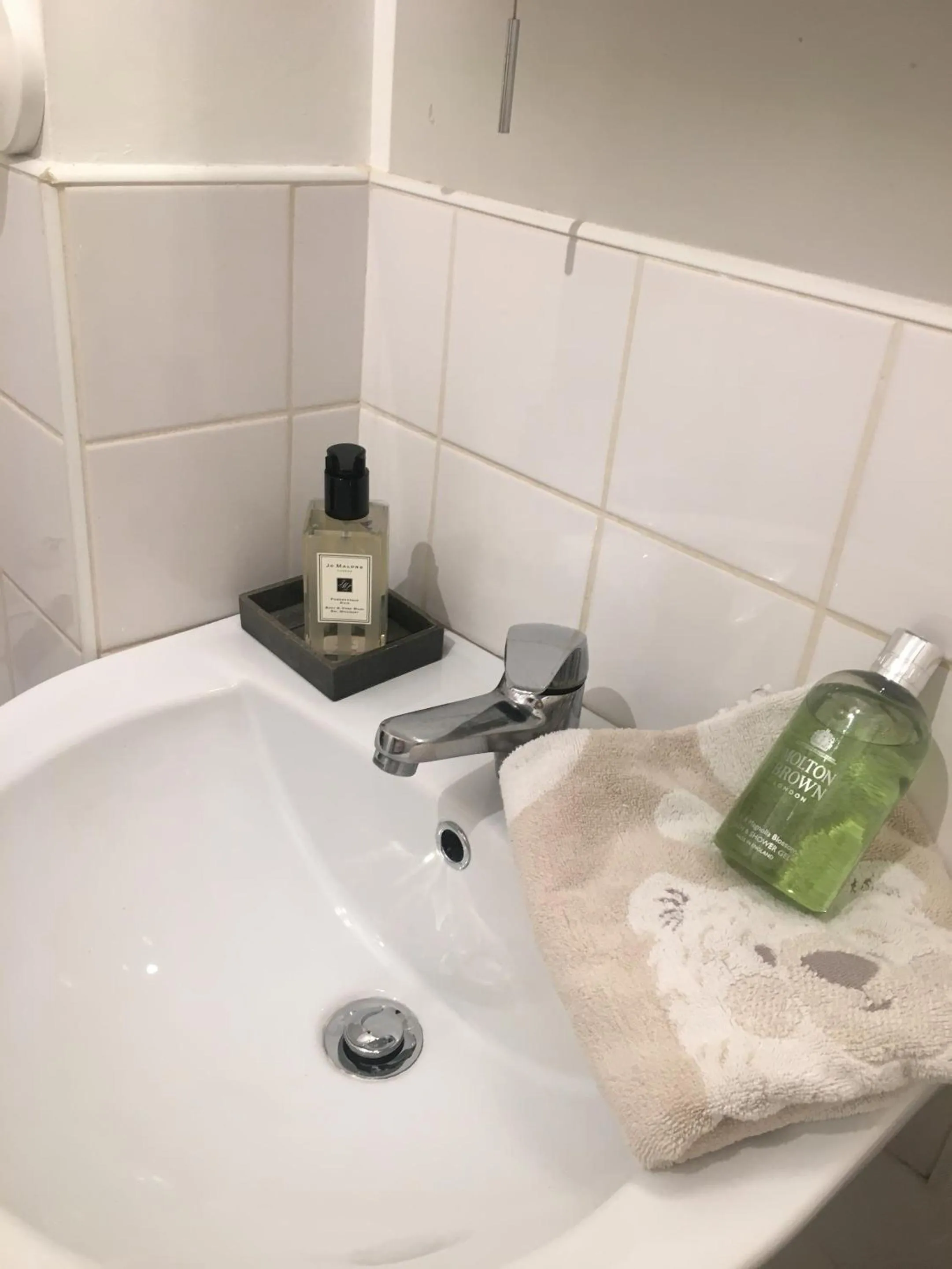 Bathroom in Driftwood Loft
