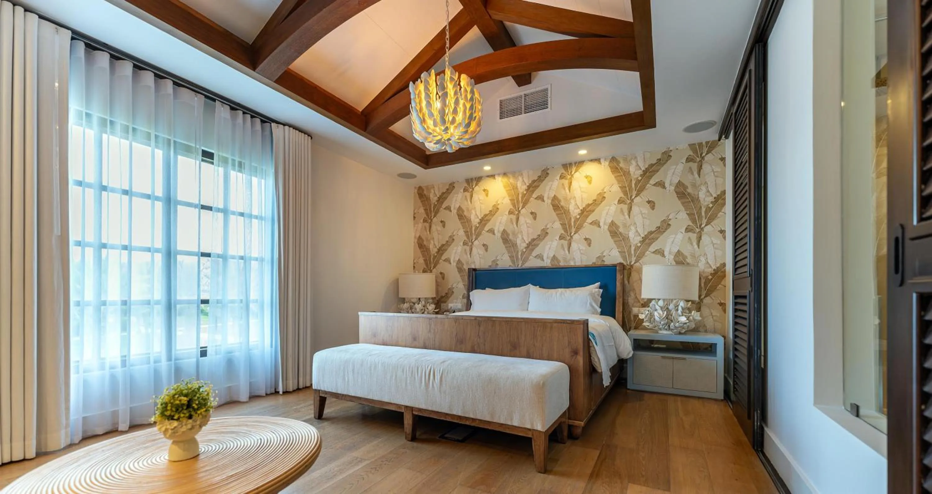 Photo of the whole room, Bed in Sandals Royal Curacao All Inclusive Couples Only