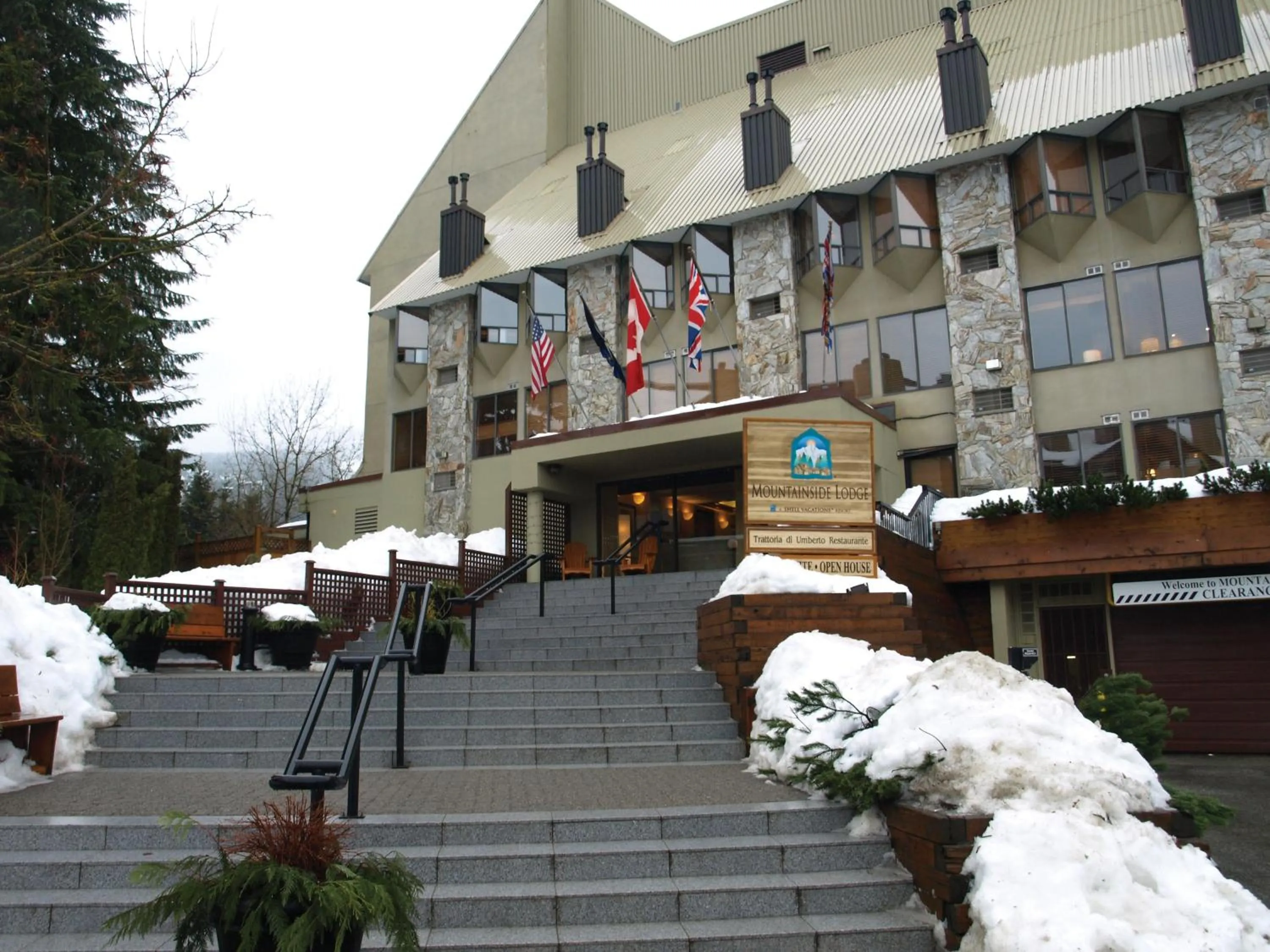 Property building in Mountainside Lodge