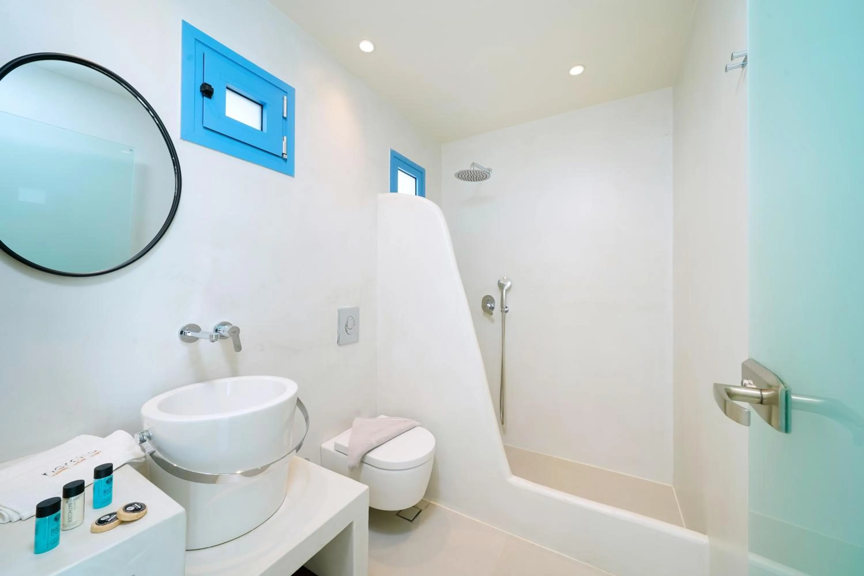 Shower in Narciso Thassos Luxury Suites