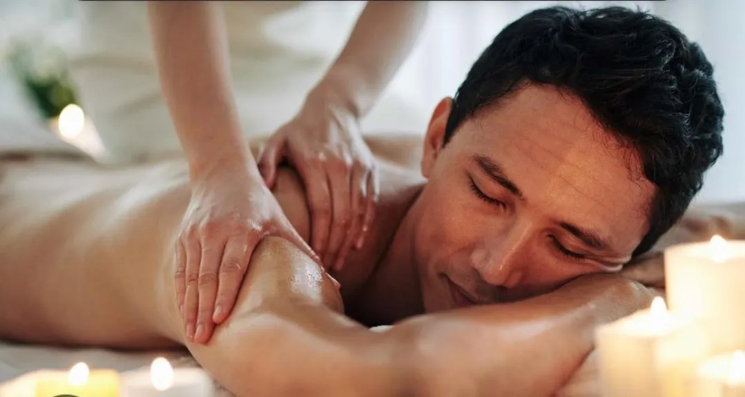 Hot Tub in Narciso Thassos Luxury Suites