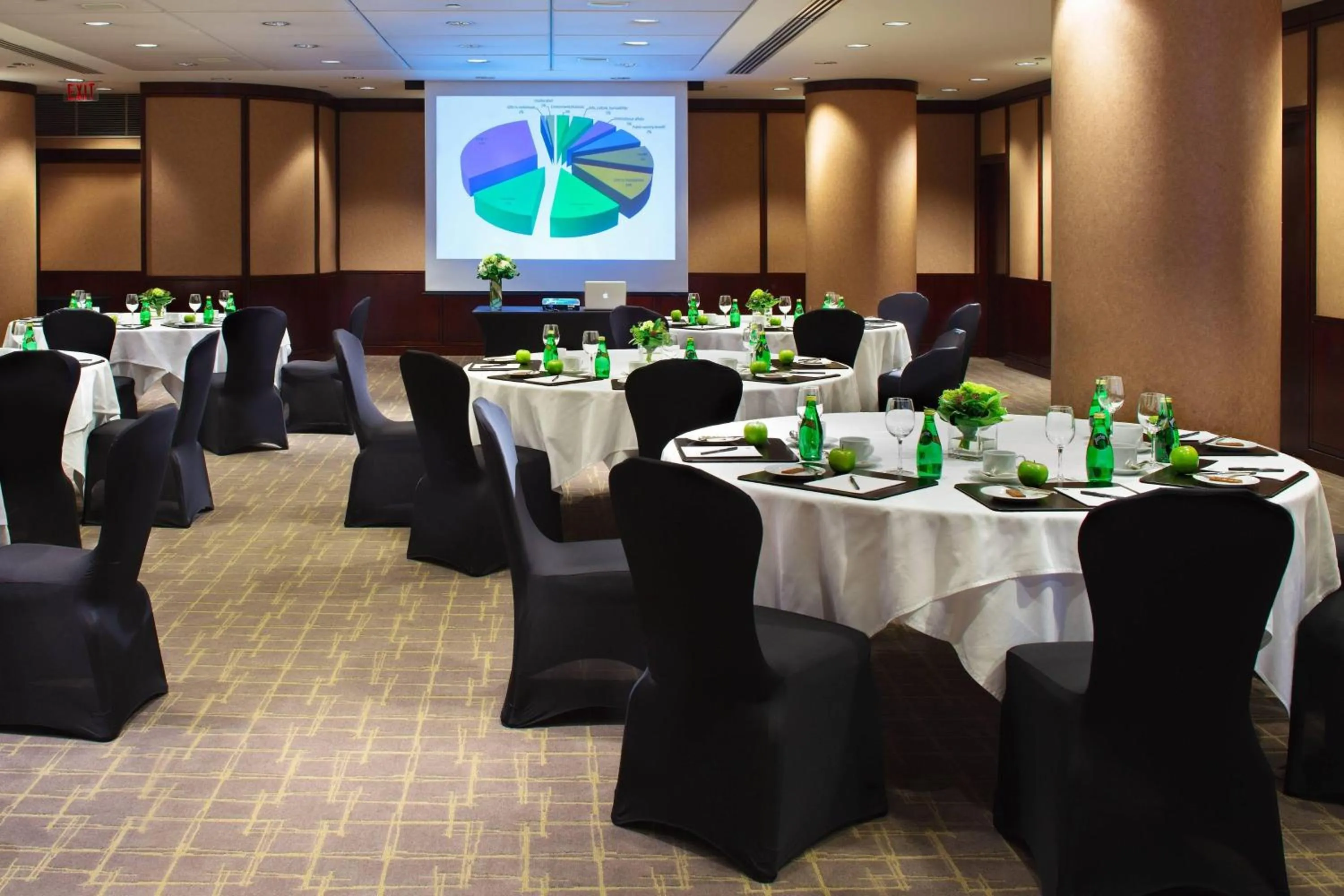 Lobby or reception in Metropolitan Hotel Vancouver