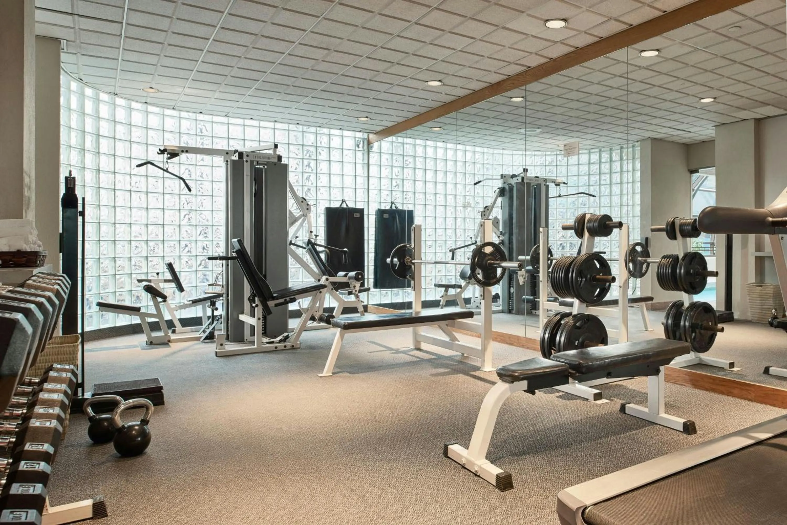 Fitness centre/facilities in Metropolitan Hotel Vancouver