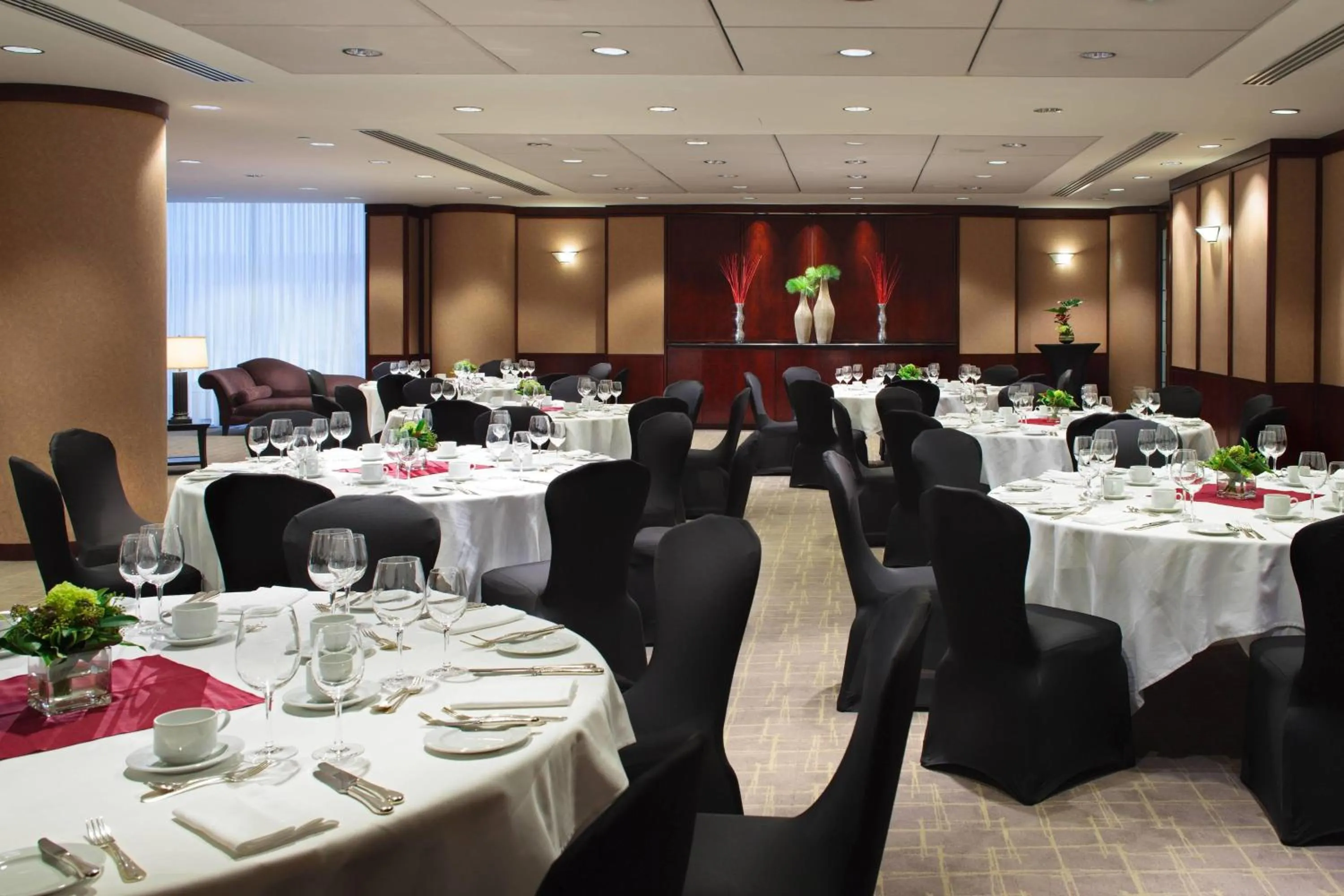 Meeting/conference room in Metropolitan Hotel Vancouver