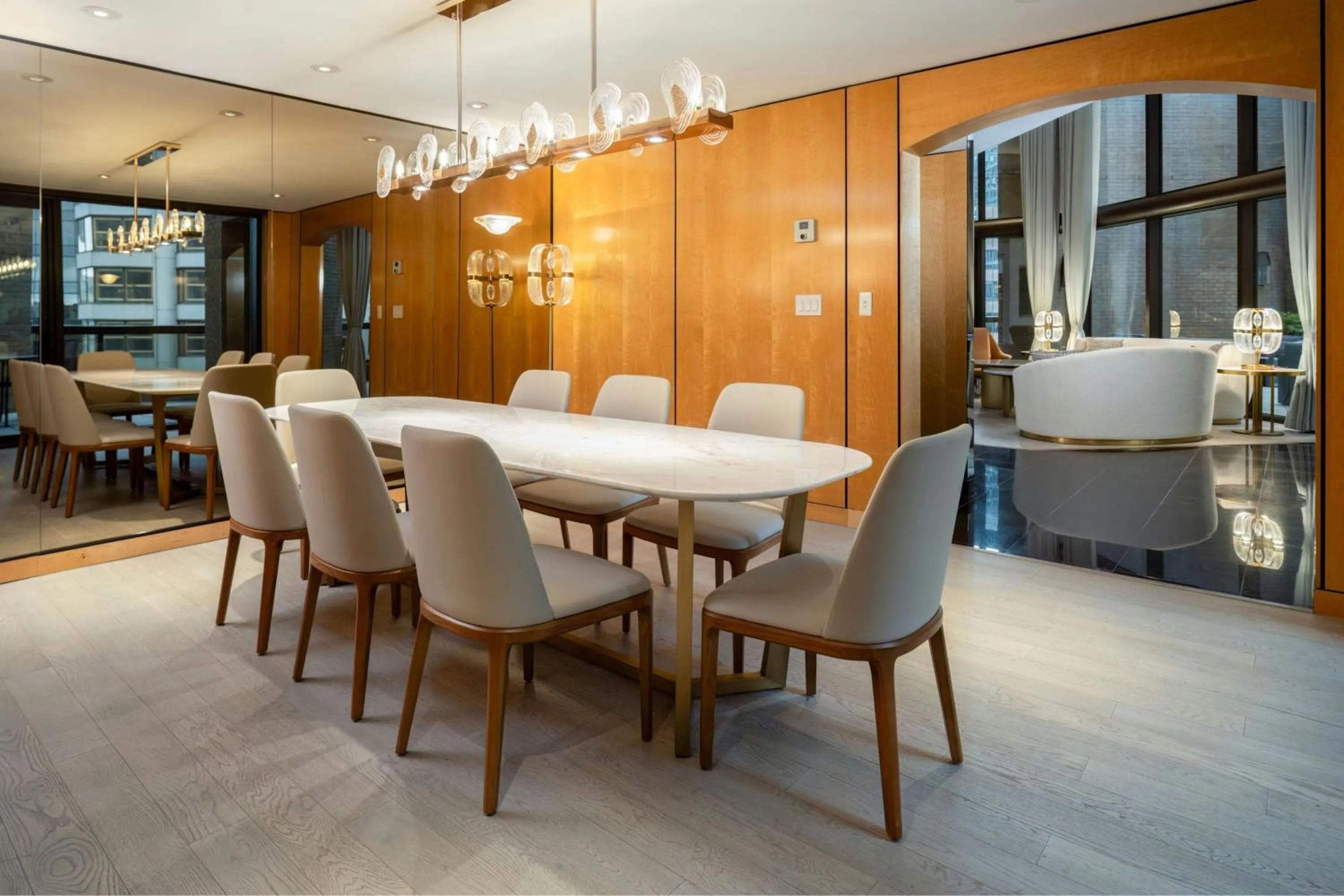 Bedroom in Metropolitan Hotel Vancouver