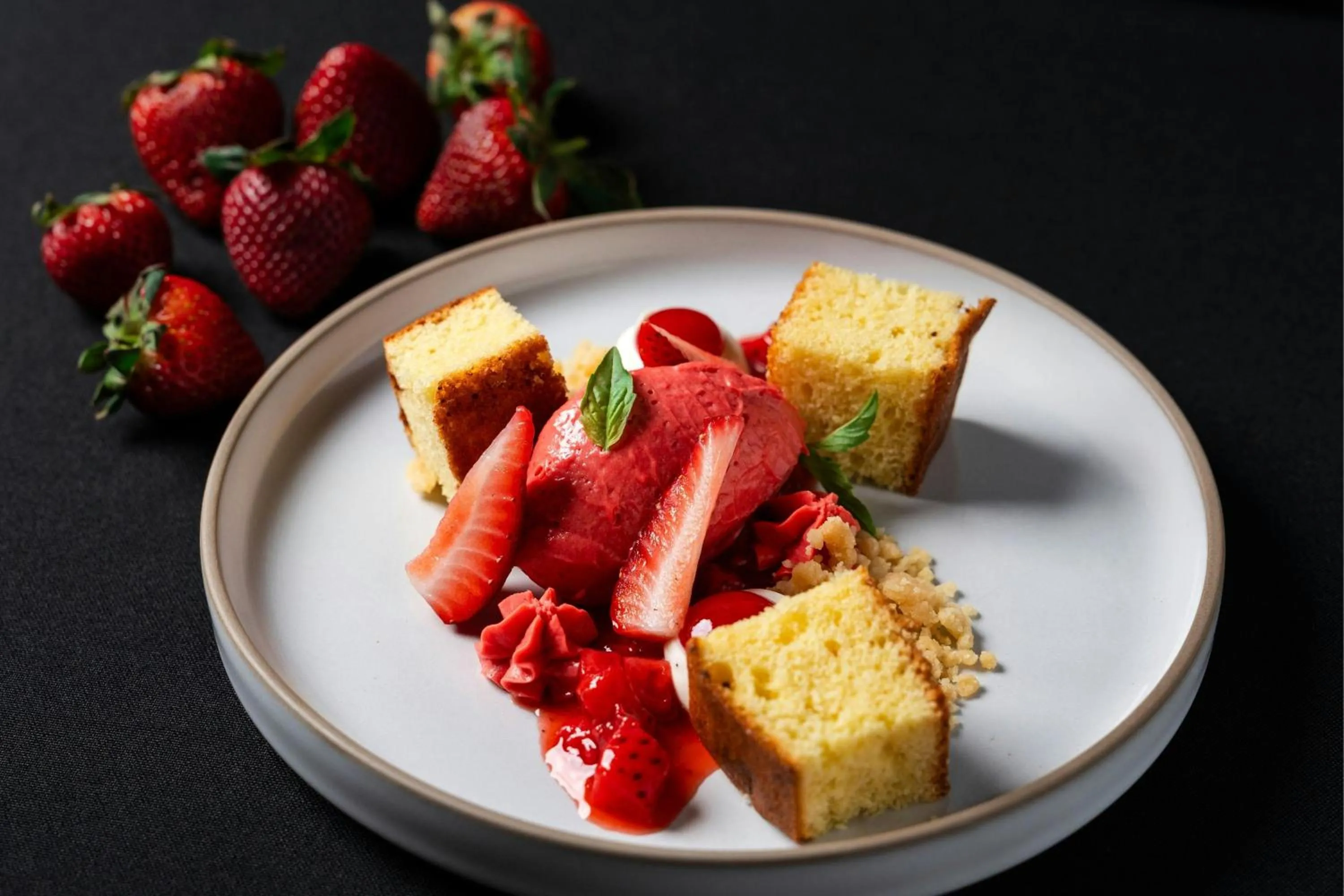 Restaurant/places to eat in Metropolitan Hotel Vancouver