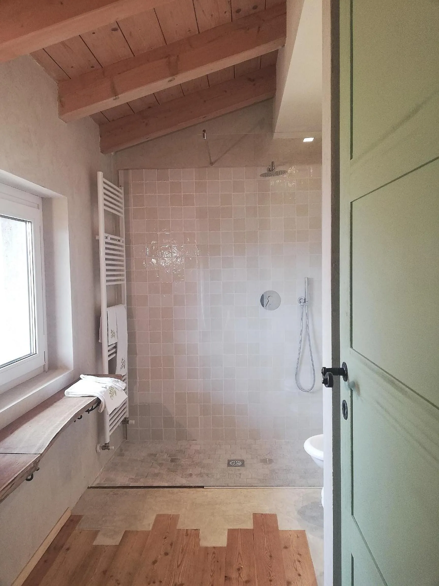 Shower in B&B Cà Montemezzano