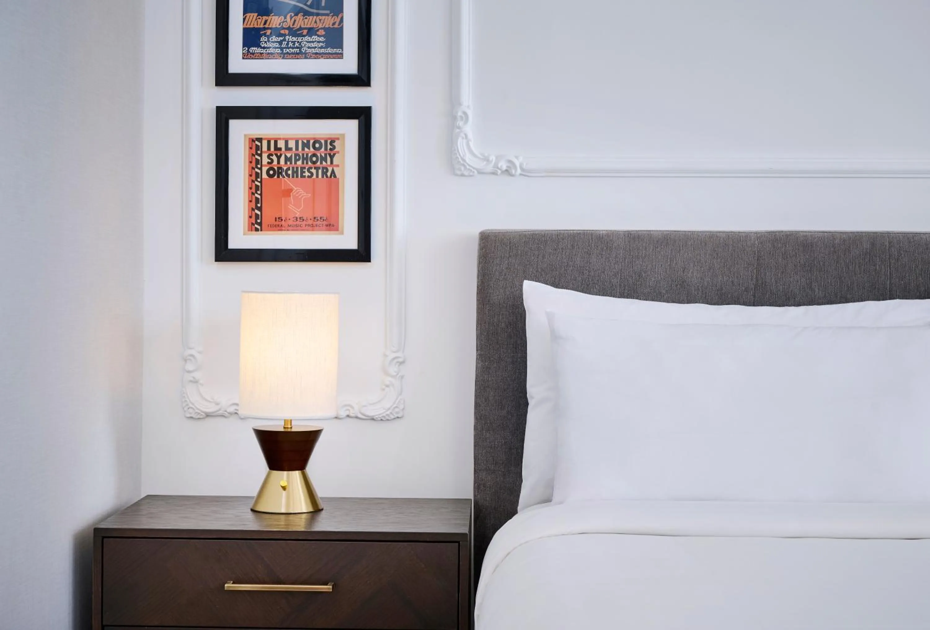 Bed in Pantages Hotel Toronto Centre