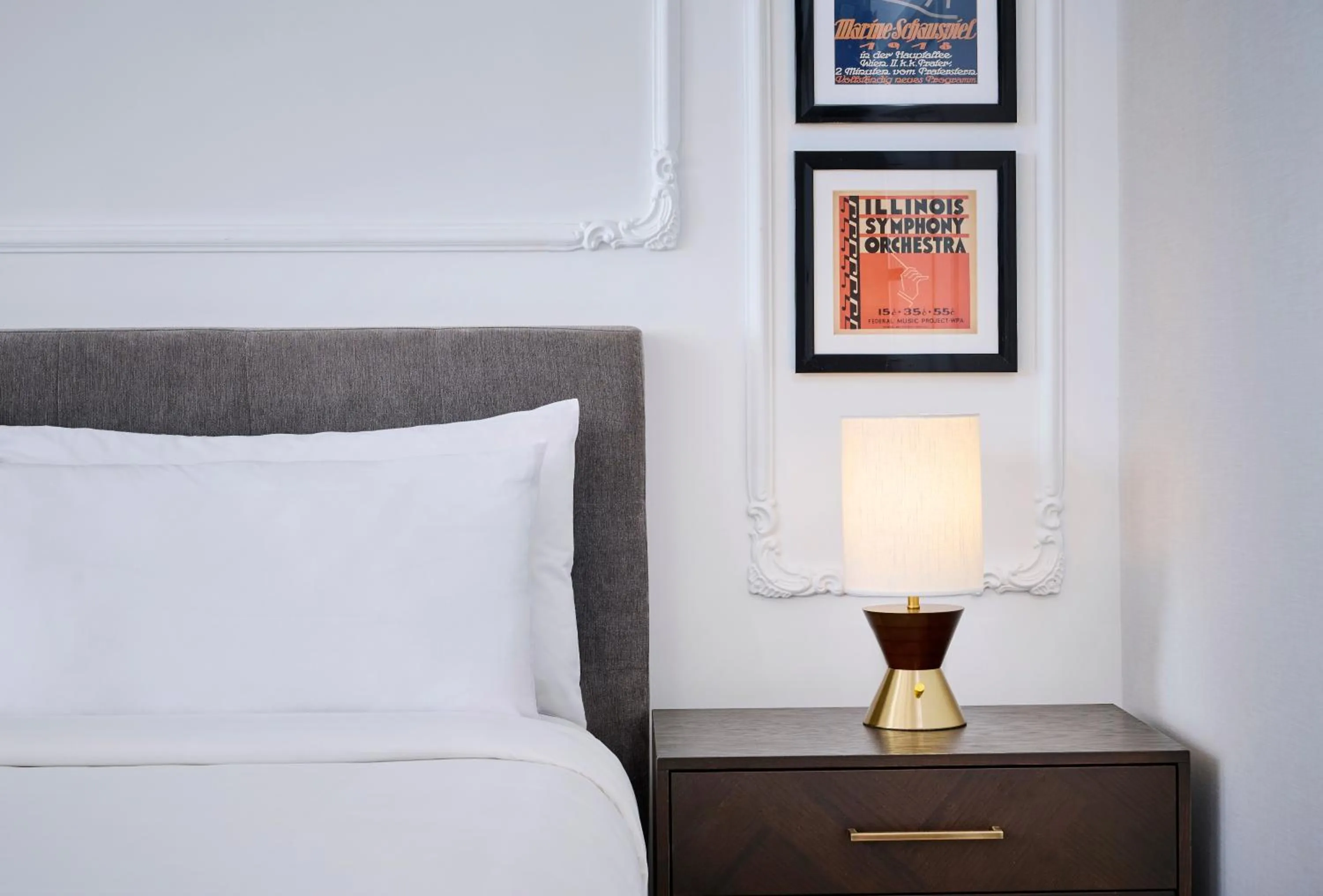 Bed in Pantages Hotel Toronto Centre