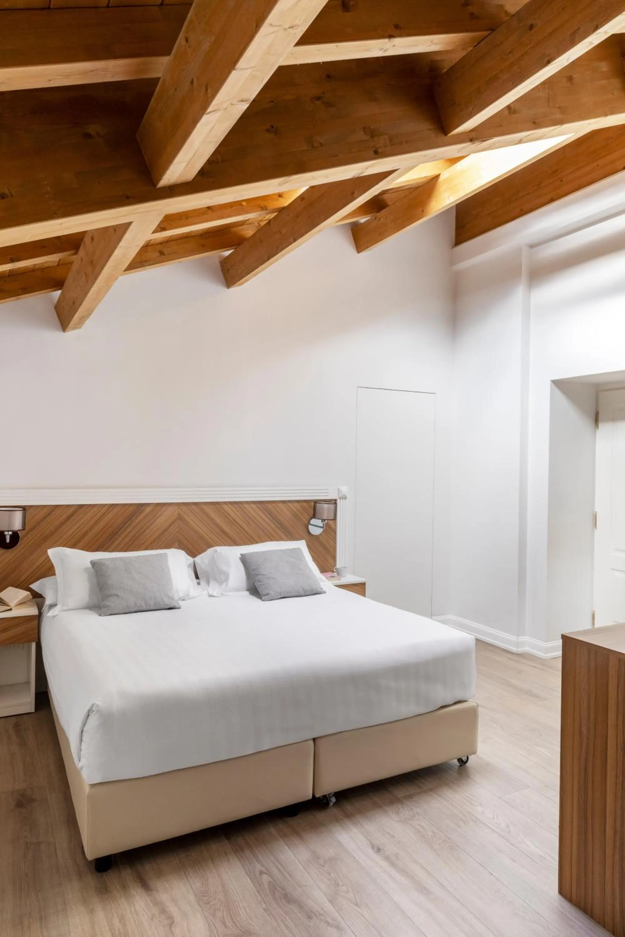 Bed in Livia Valeria Palace