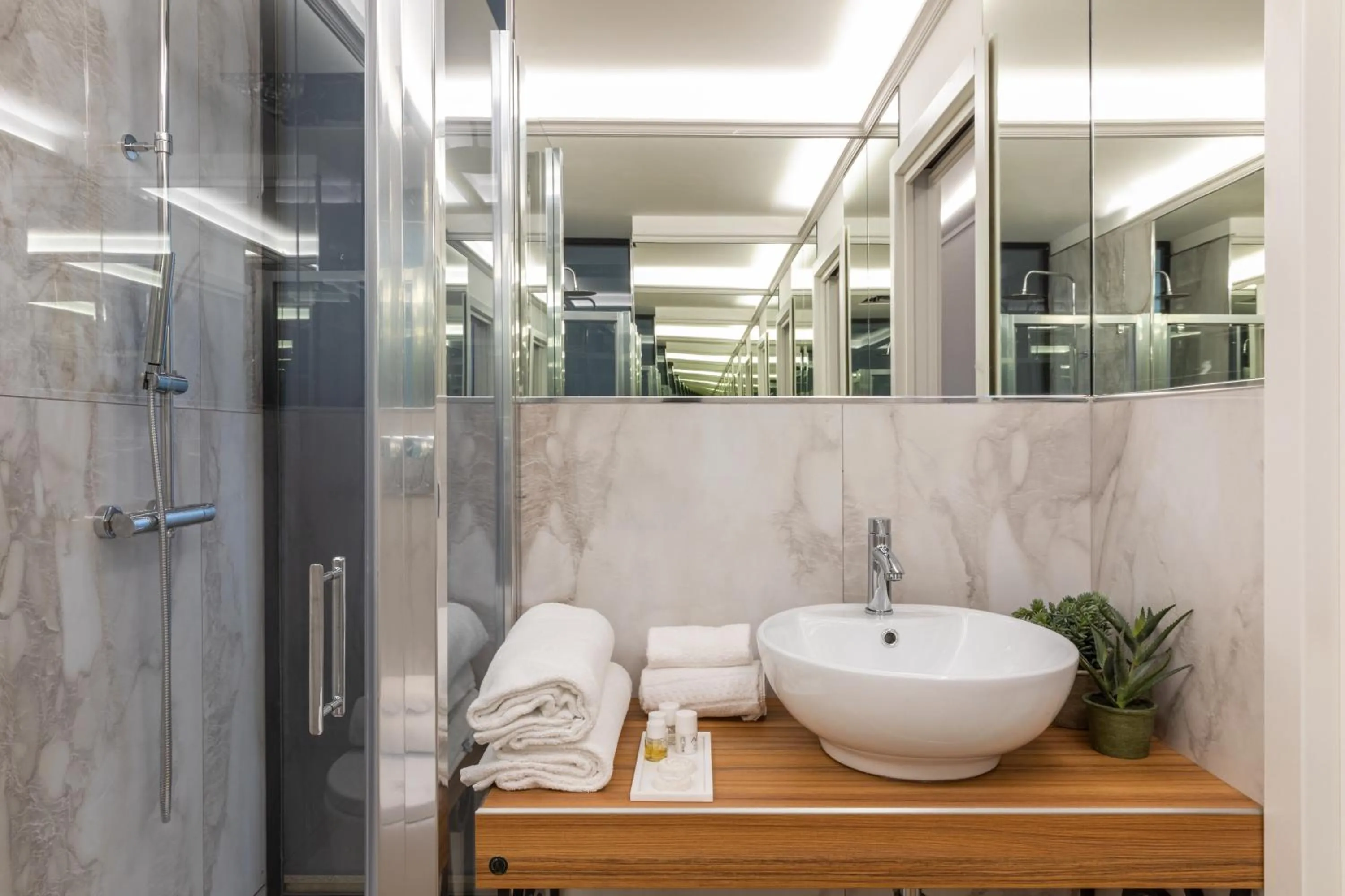 Livia Valeria Palace