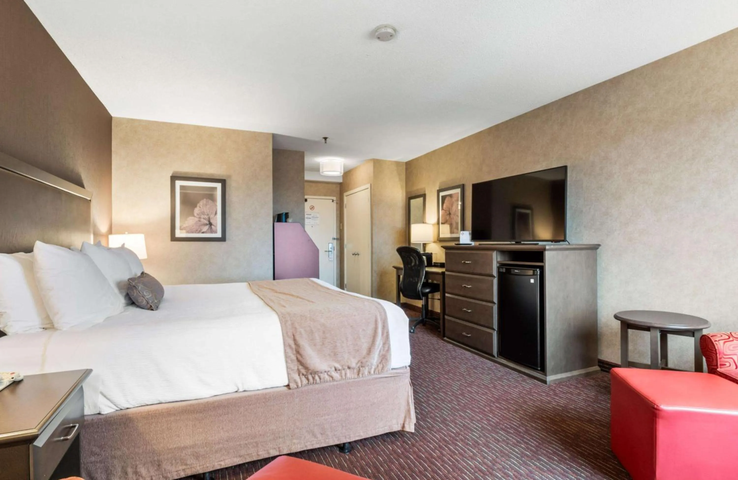 Bedroom, Bed in Best Western Plus Cairn Croft Hotel