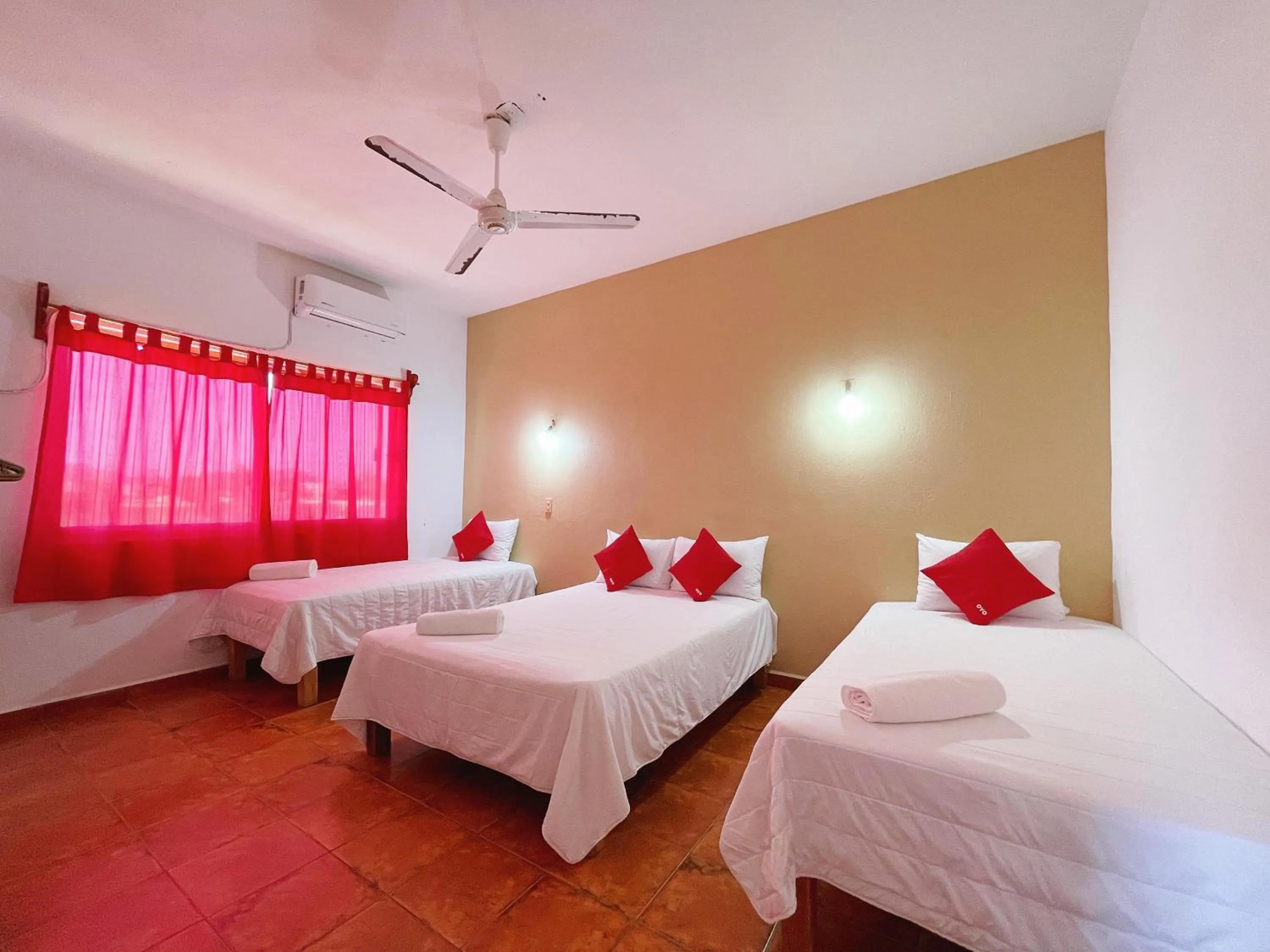 Bed in Hotel y Bungalows Bugambilias