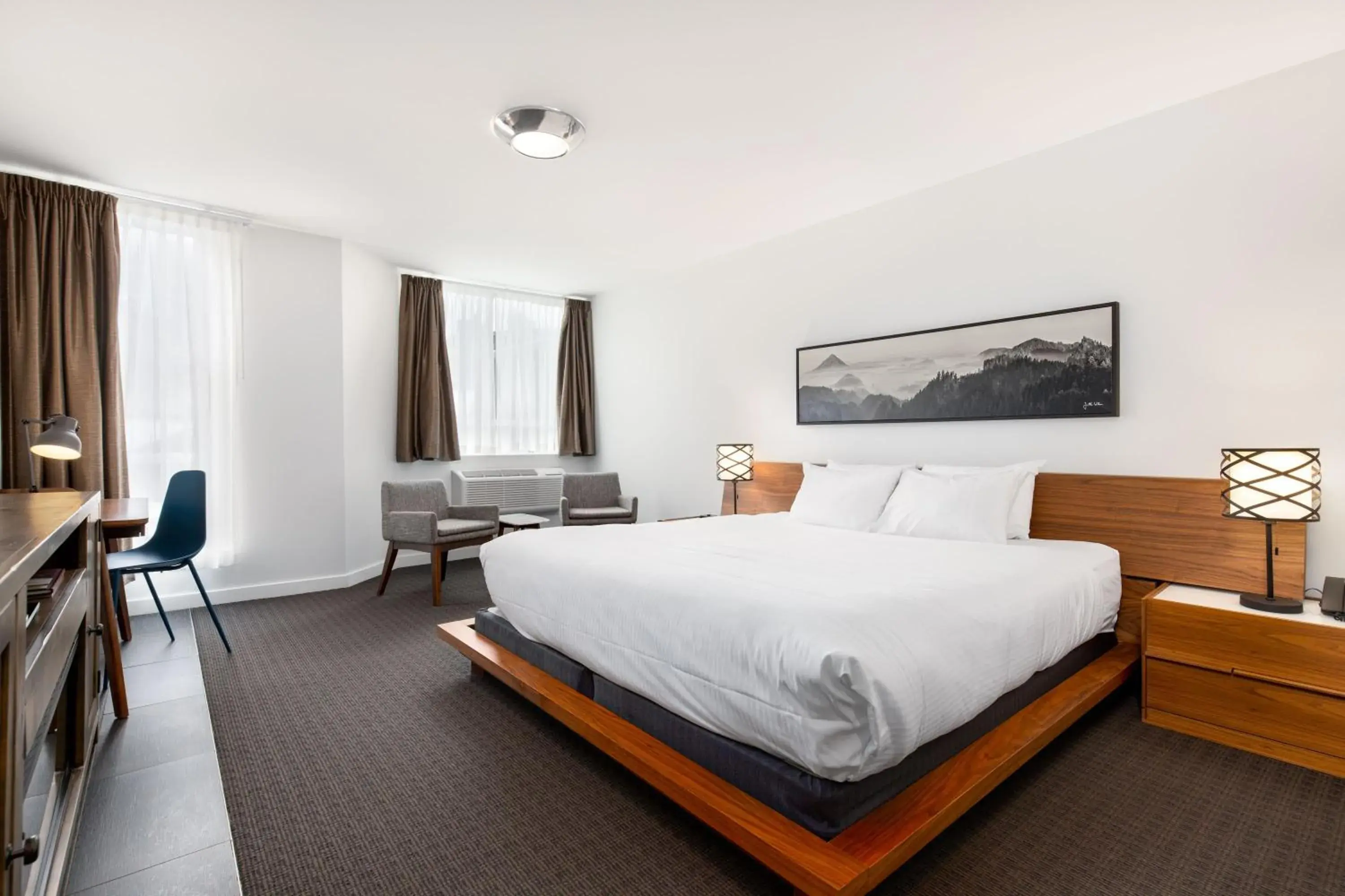 Deluxe King with Mountainview and Balcony in Adara Hotel Deluxe King with Mountainview and Balcony in Adara Hotel