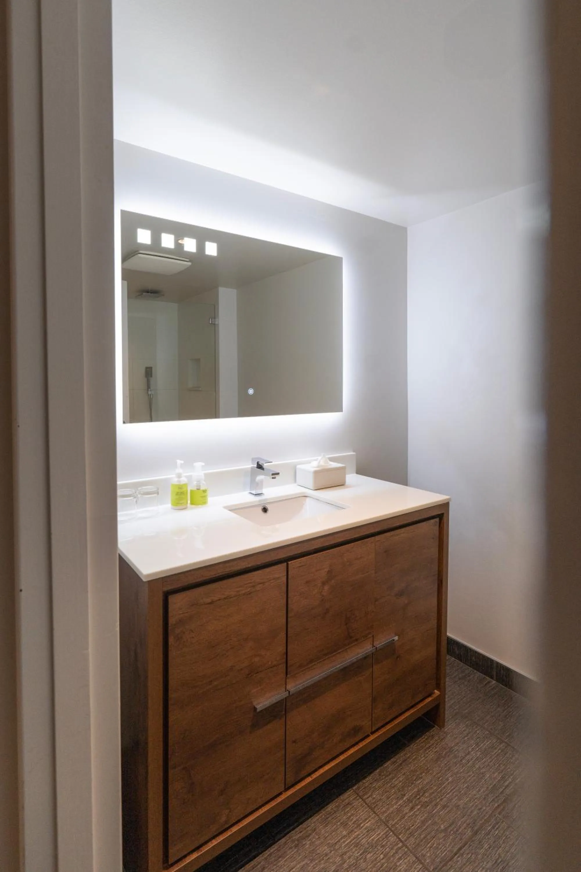 Bathroom in Adara Hotel