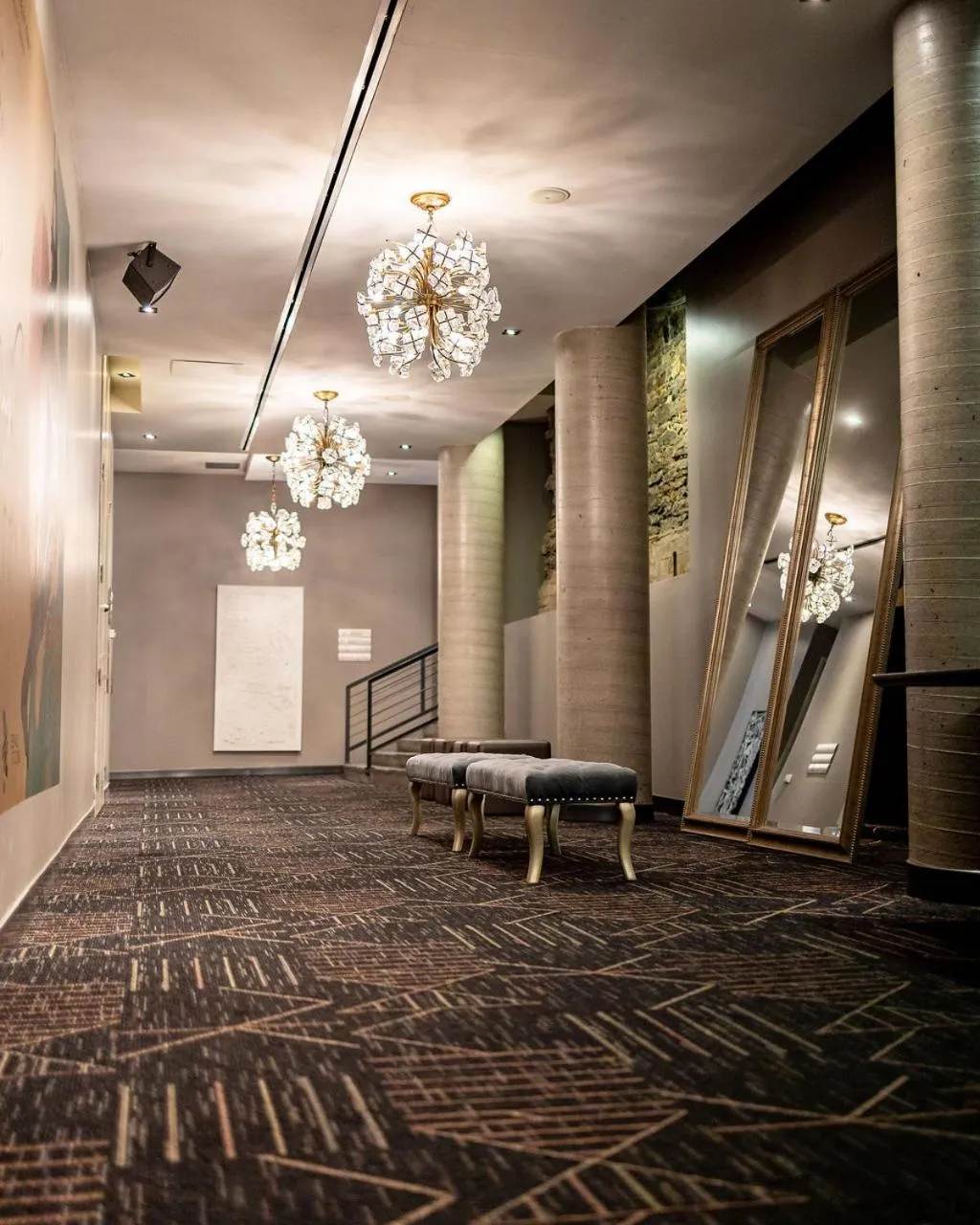 Property building in HOTEL10