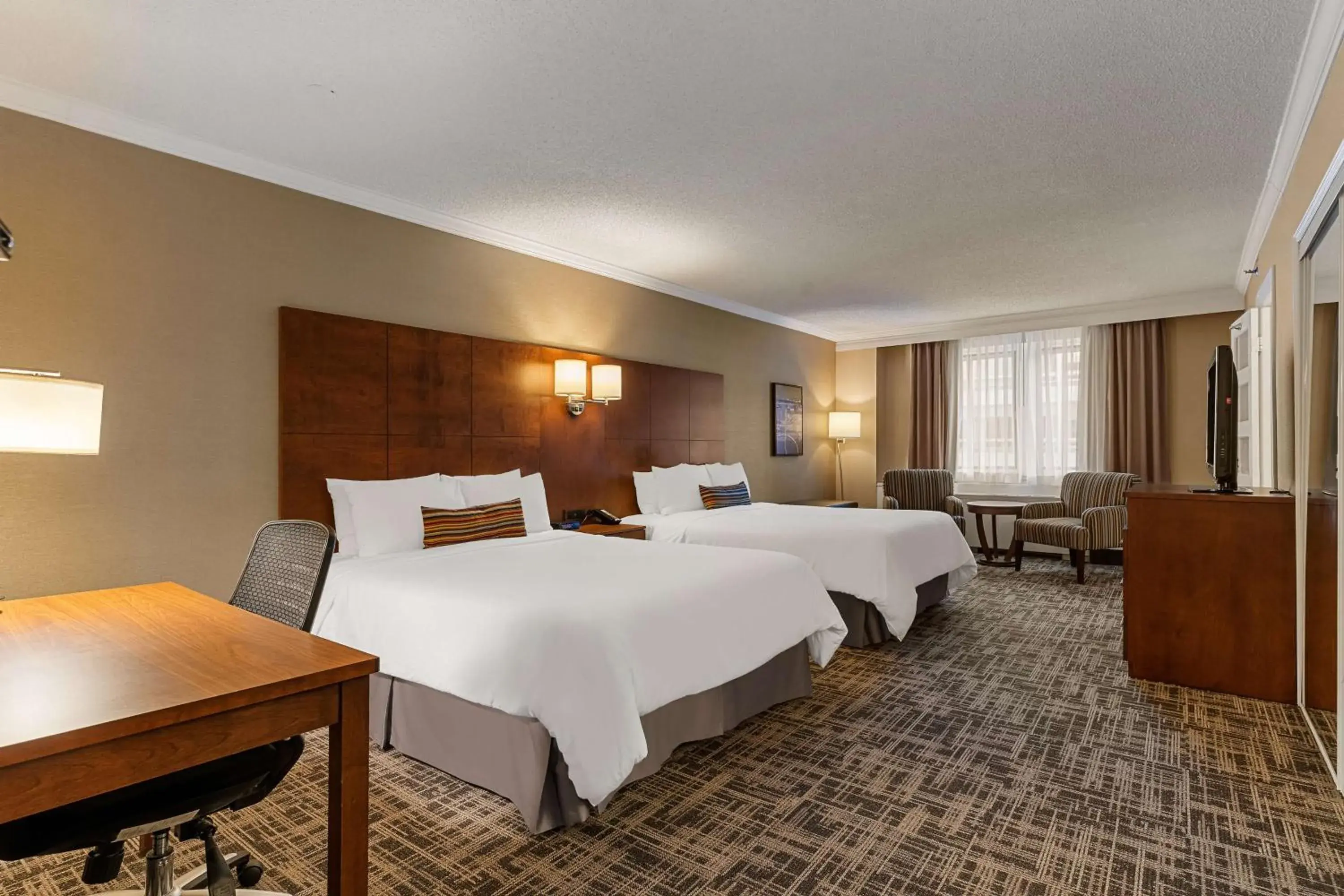 Queen Room with Two Queen Beds - Non-Smoking in Best Western Ville-Marie Montreal Hotel & Suites Queen Room with Two Queen Beds - Non-Smoking in Best Western Ville-Marie Montreal Hotel & Suites