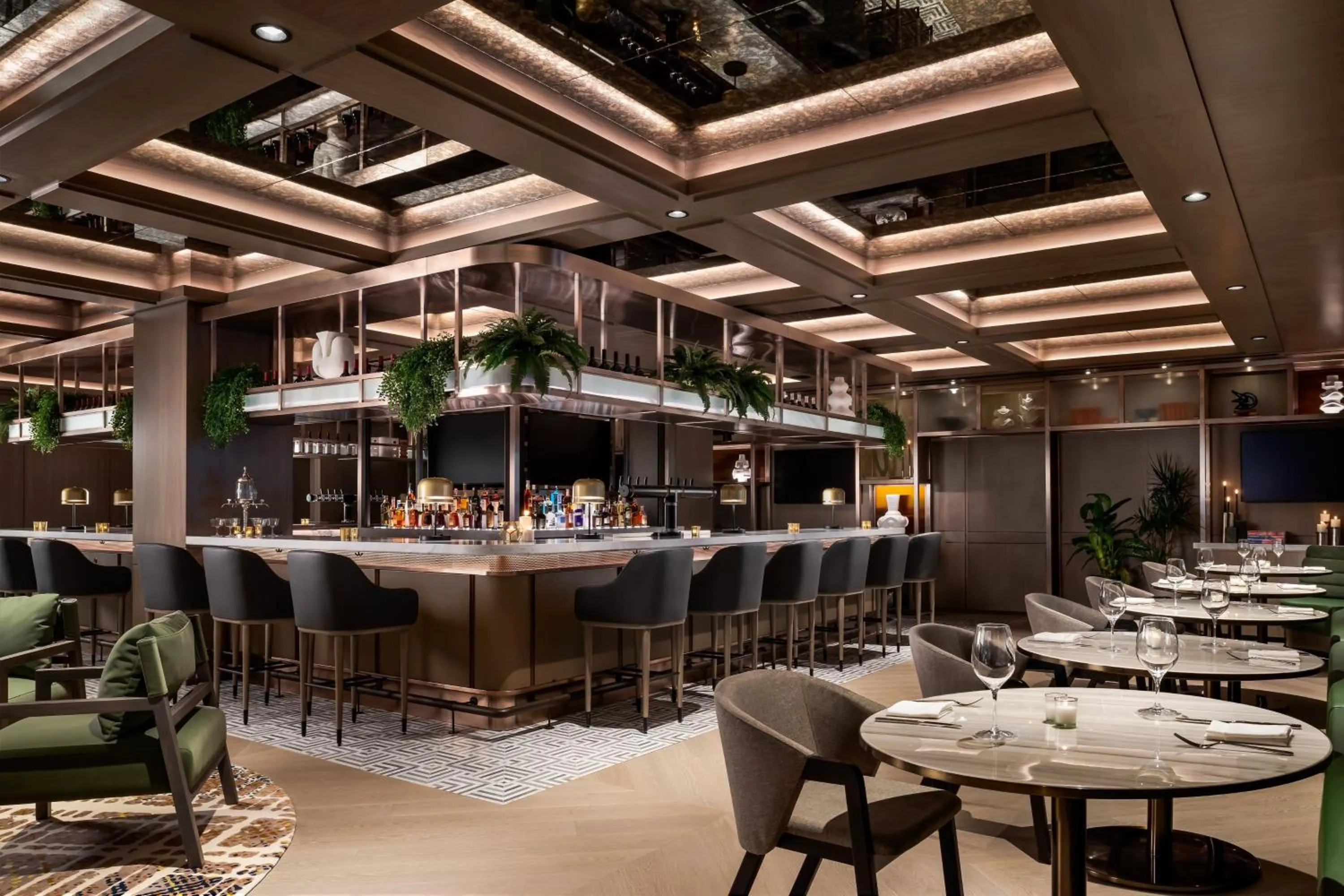 Lounge or bar in Sheraton Centre Toronto Hotel