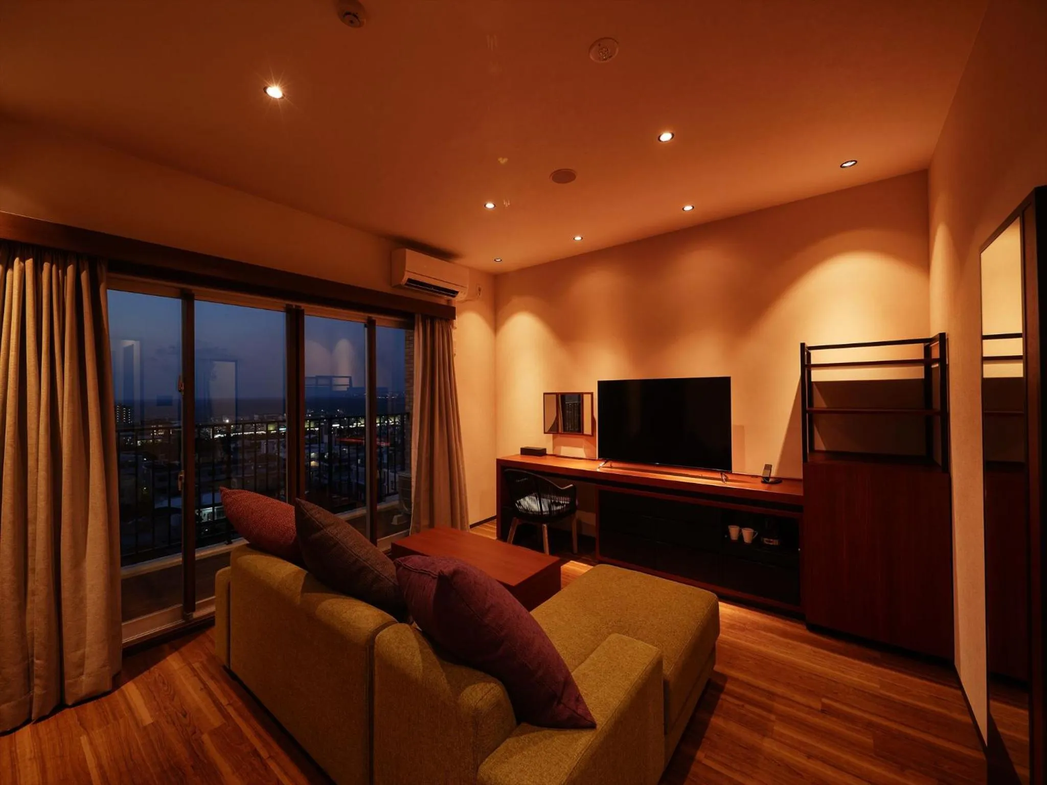 TV and multimedia in THE GRAND HOTEL GINOWAN