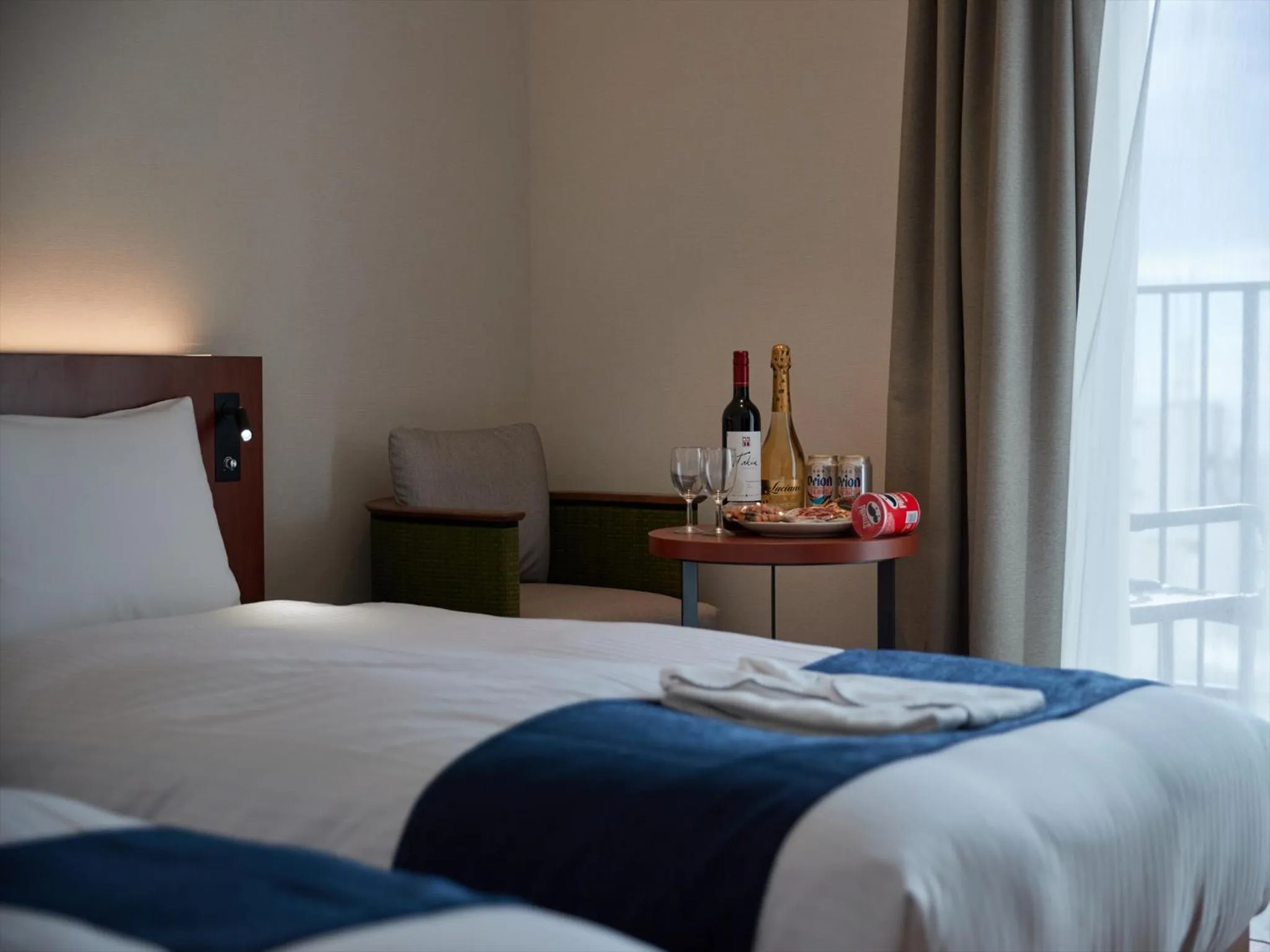 oven, Bed in THE GRAND HOTEL GINOWAN