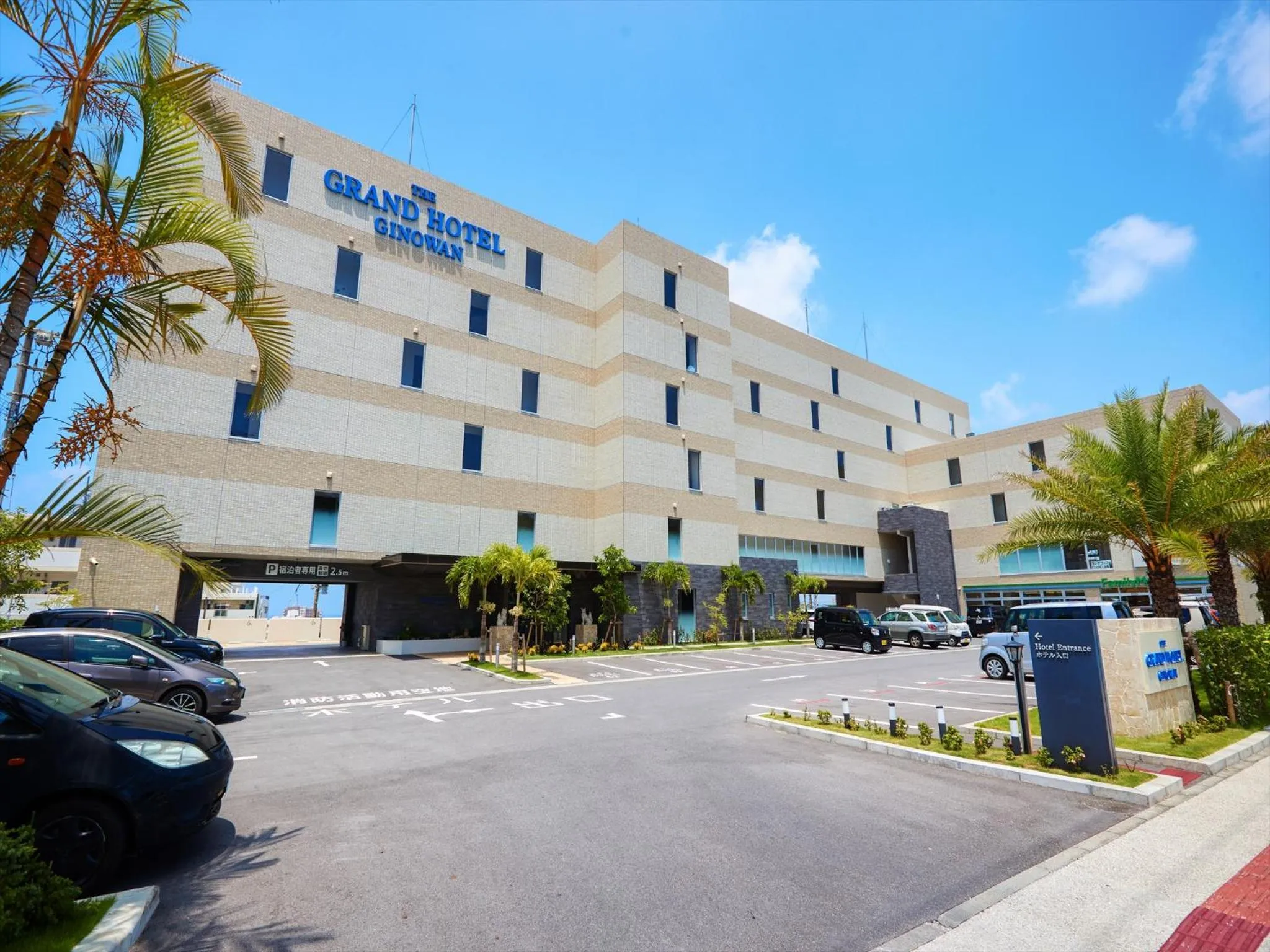 Property building in THE GRAND HOTEL GINOWAN