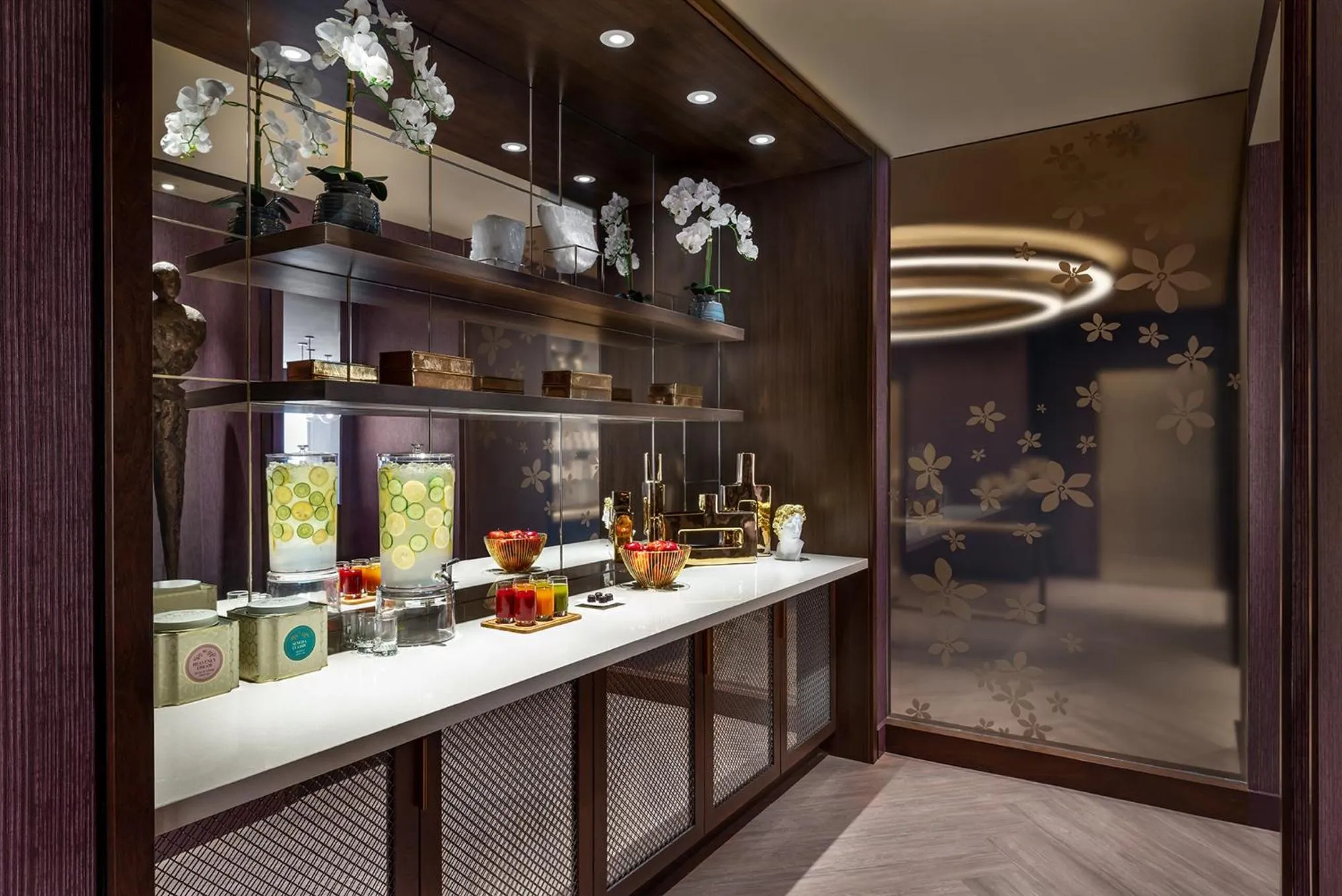 Spa and wellness centre/facilities in The Omni King Edward Hotel