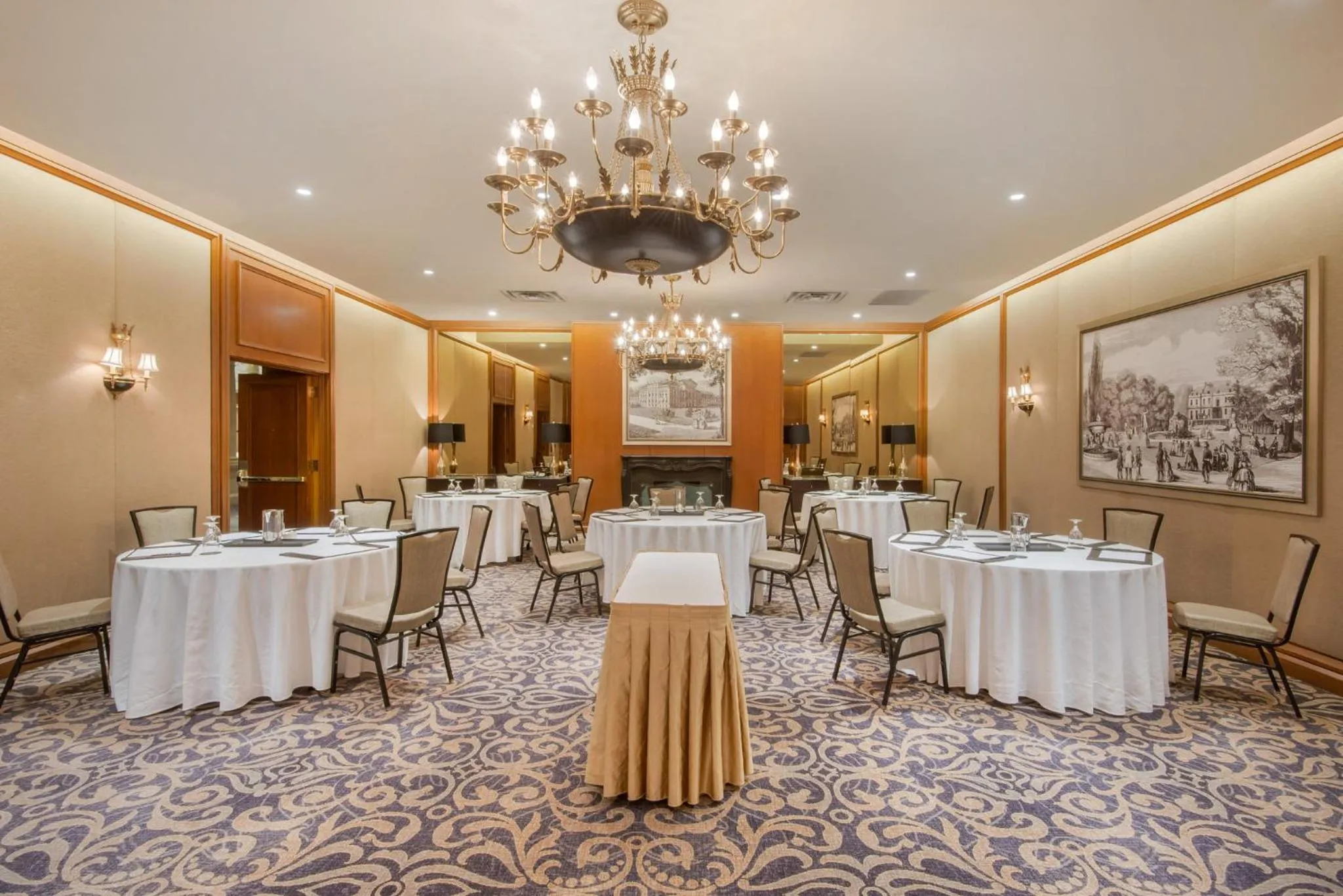 Banquet/Function facilities in The Omni King Edward Hotel