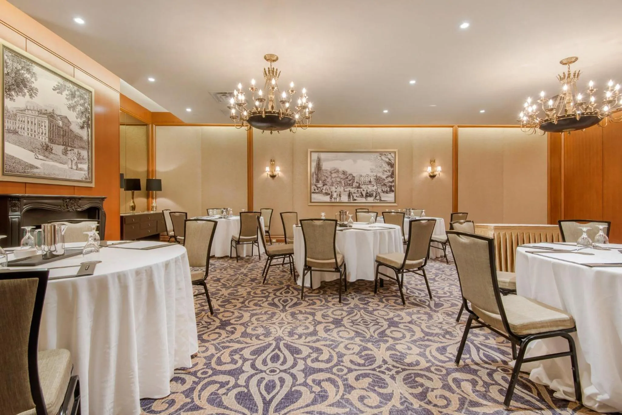 Banquet/Function facilities in The Omni King Edward Hotel