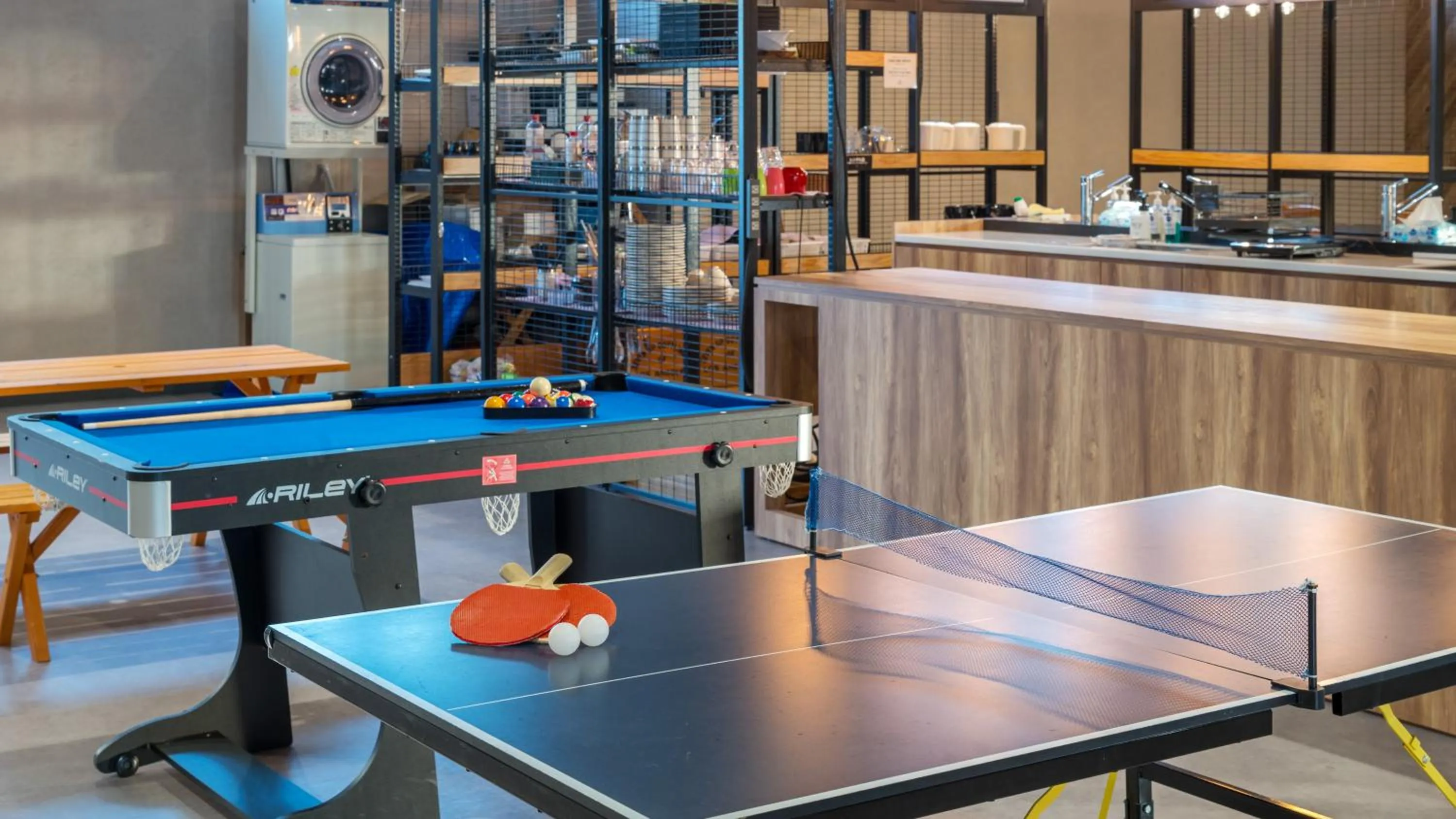 Billiard in EIGHT POINT INN Kanazawa