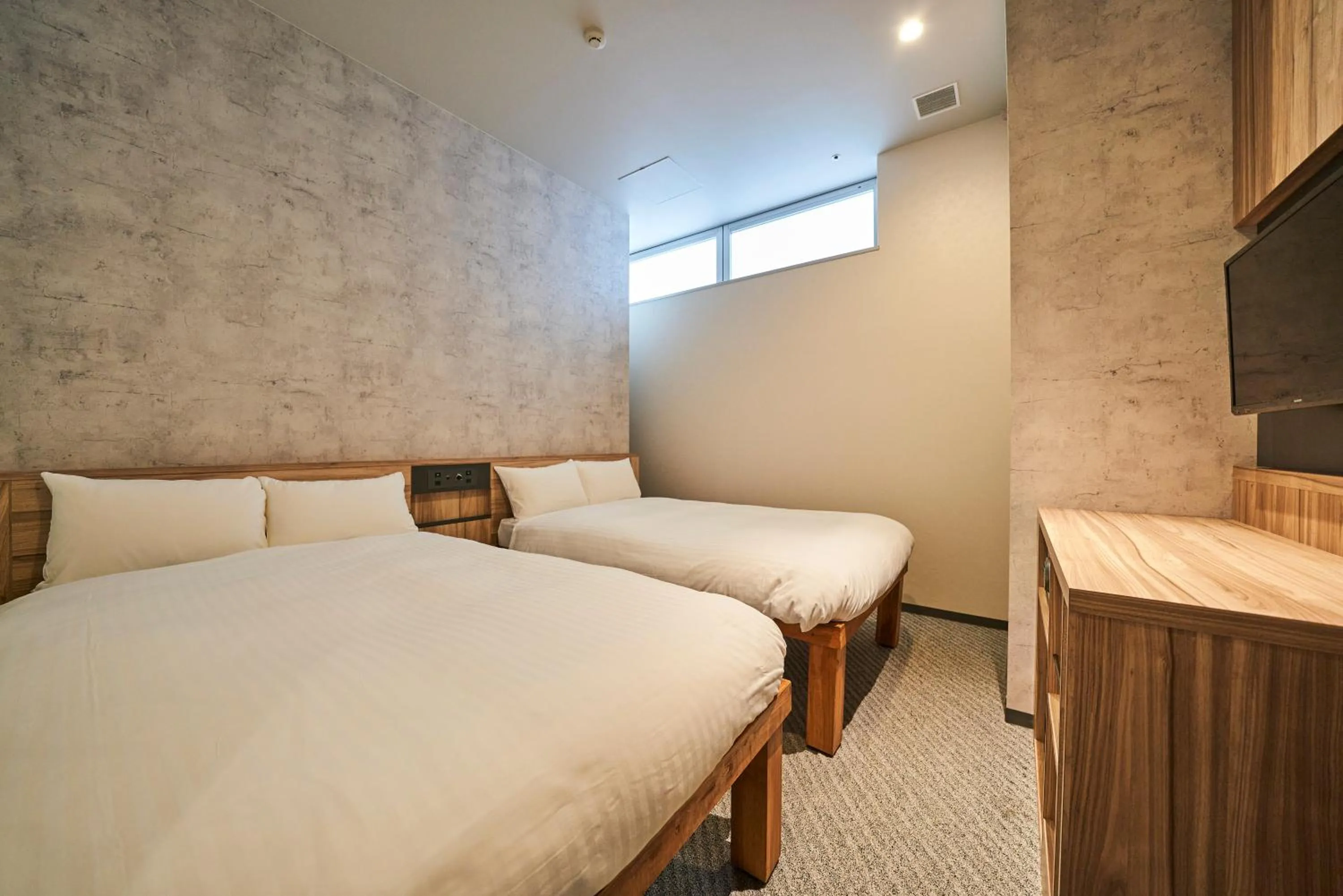 Photo of the whole room, Bed in EIGHT POINT INN Kanazawa