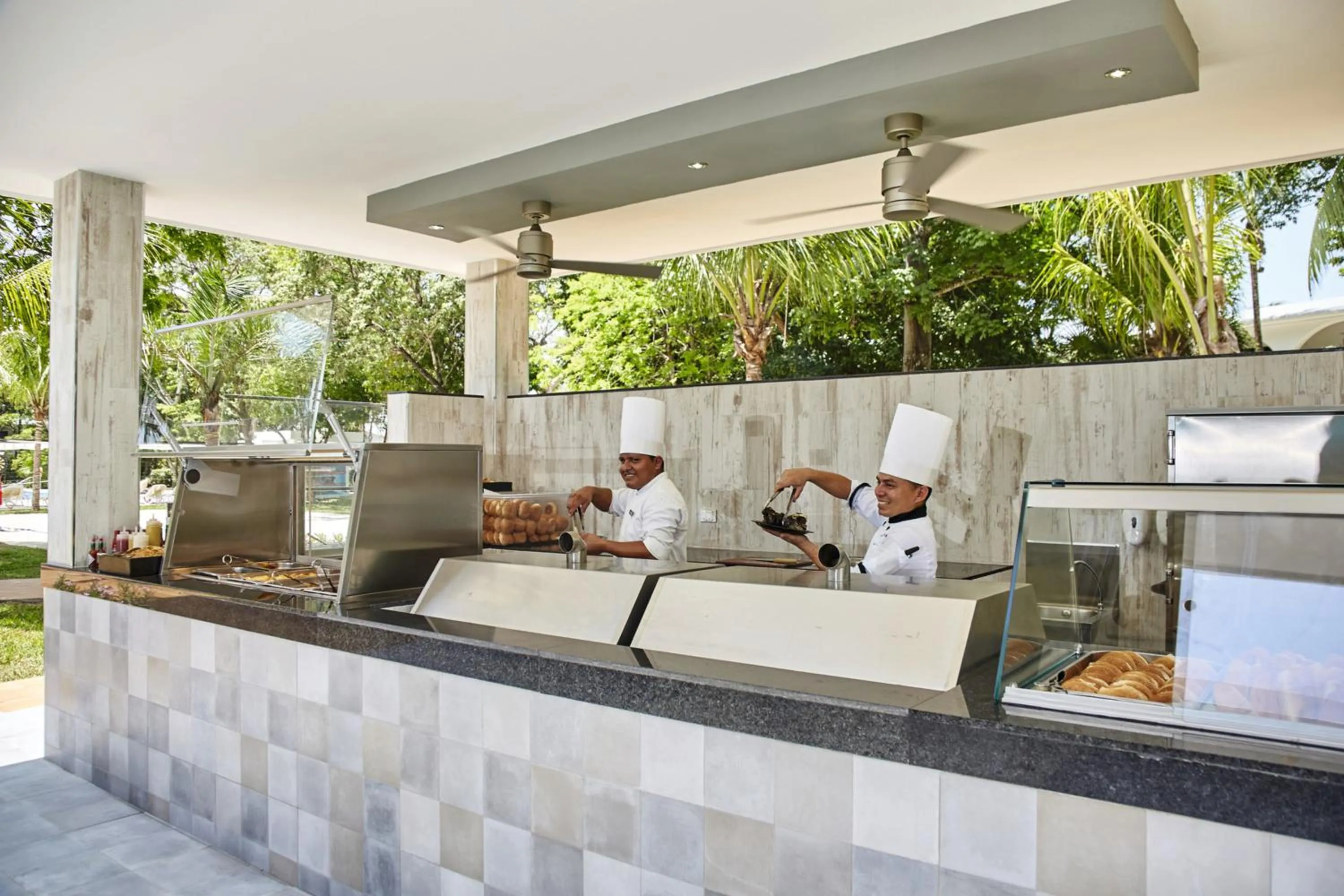 BBQ facilities in Riu Tequila - All Inclusive