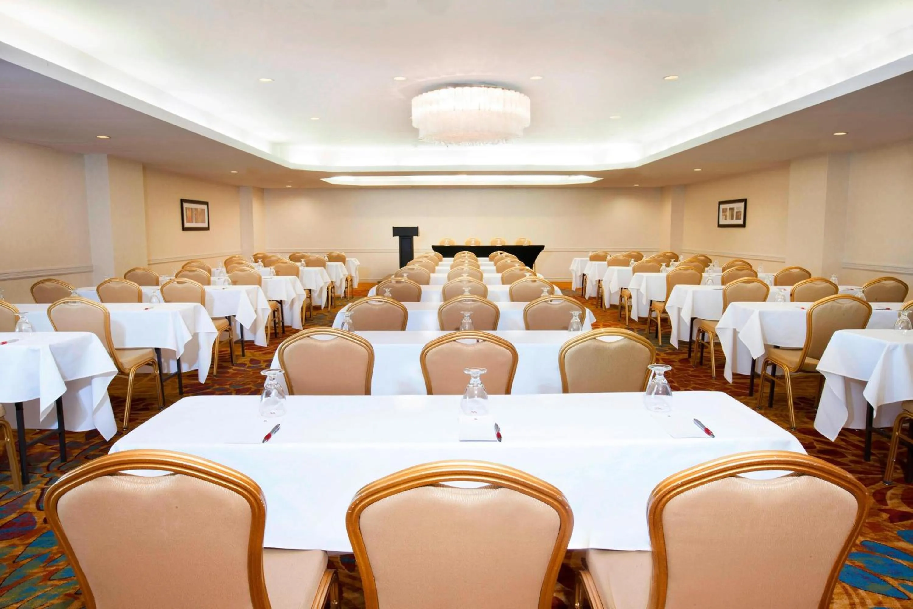 Meeting/conference room in Niagara Falls Marriott on the Falls