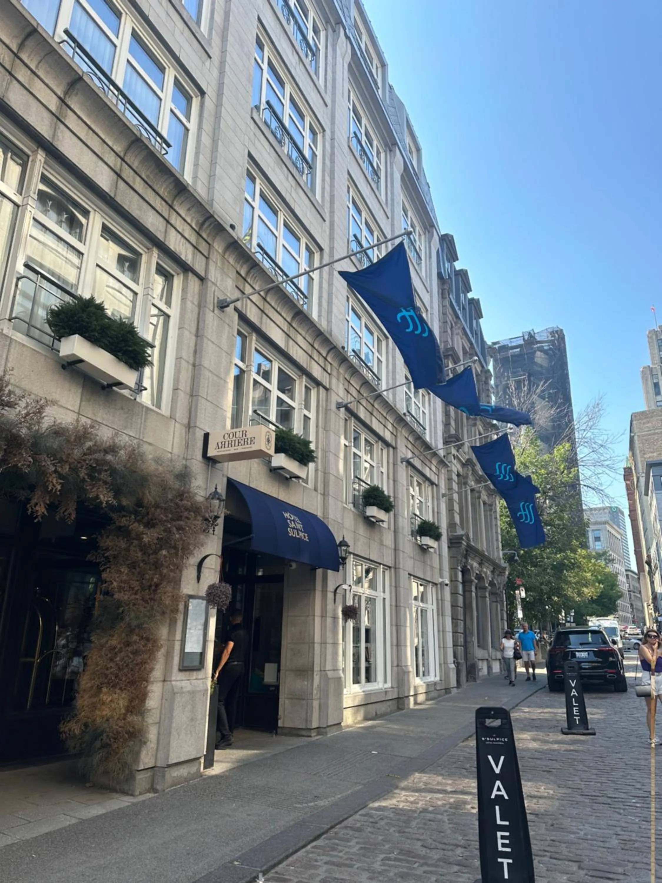 Property building in Hôtel Saint-Sulpice