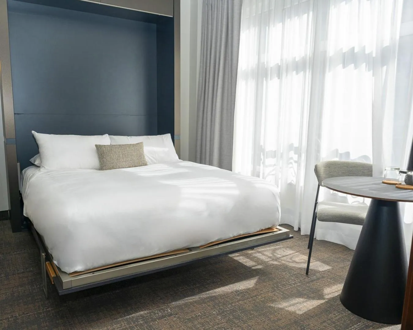 Bed in Hôtel Saint-Sulpice