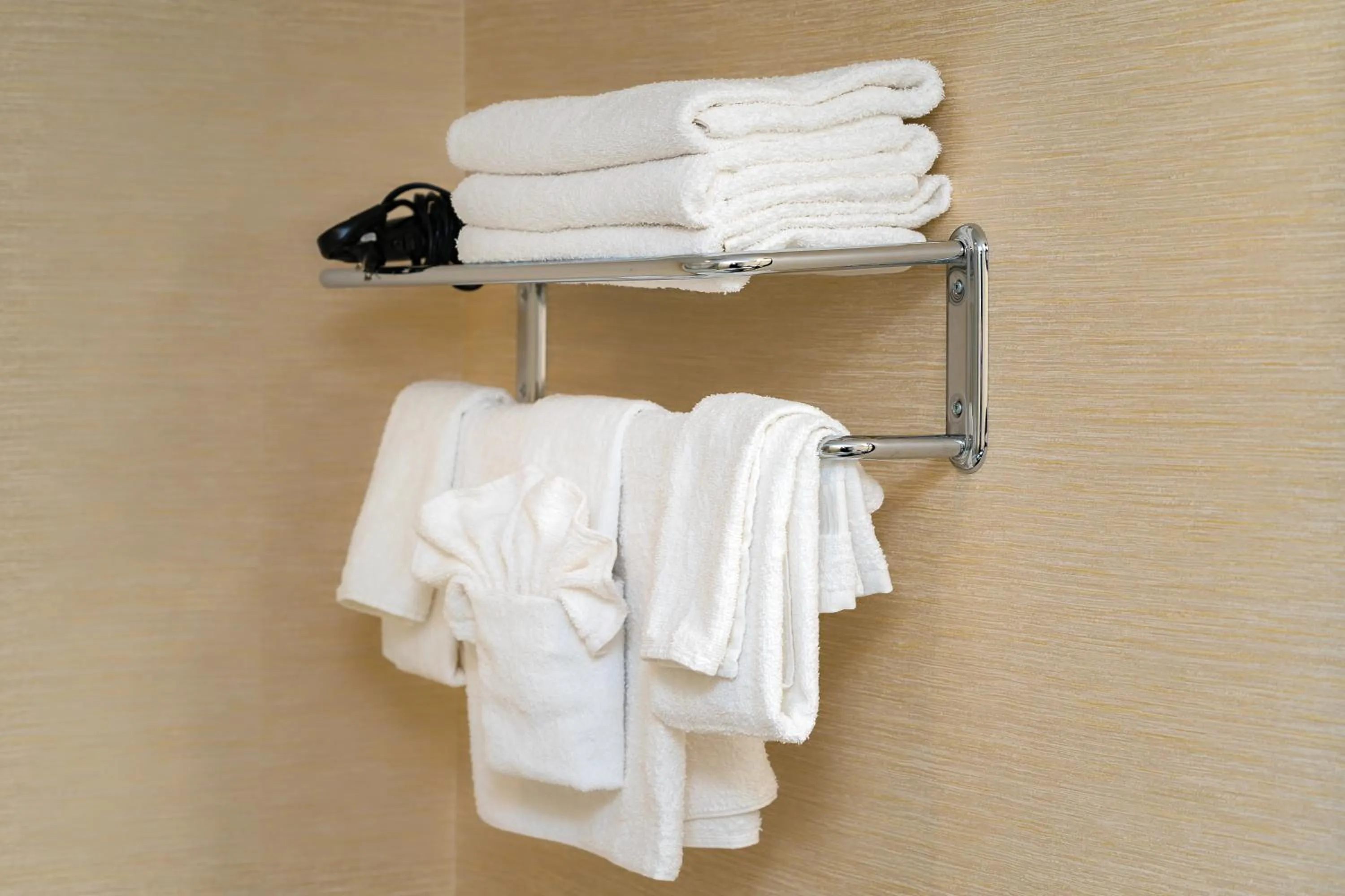 Bathroom in Ramada By Wyndham Niagara Falls near the Falls