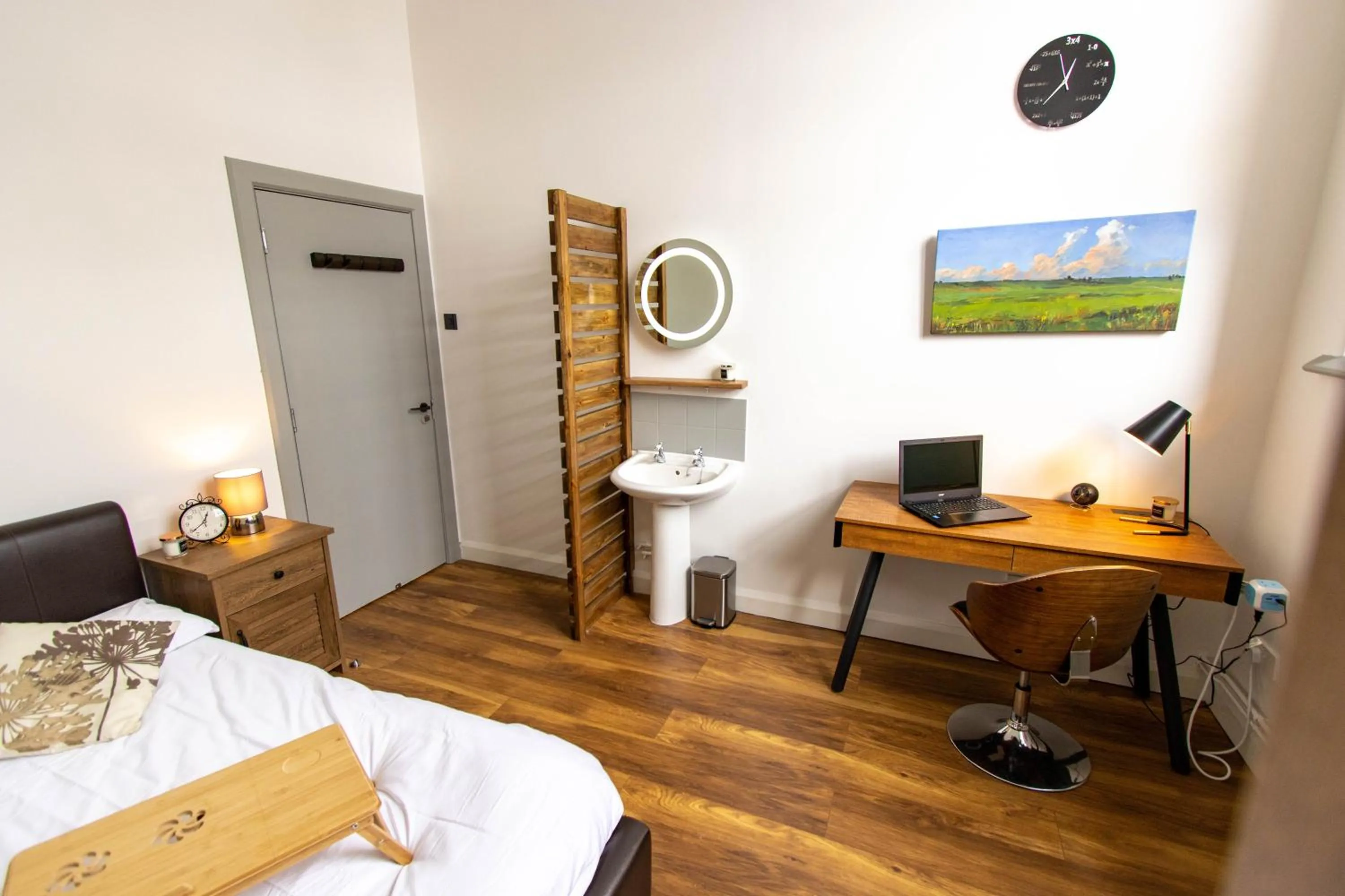 Bedroom, Bed in CADeS accommodation