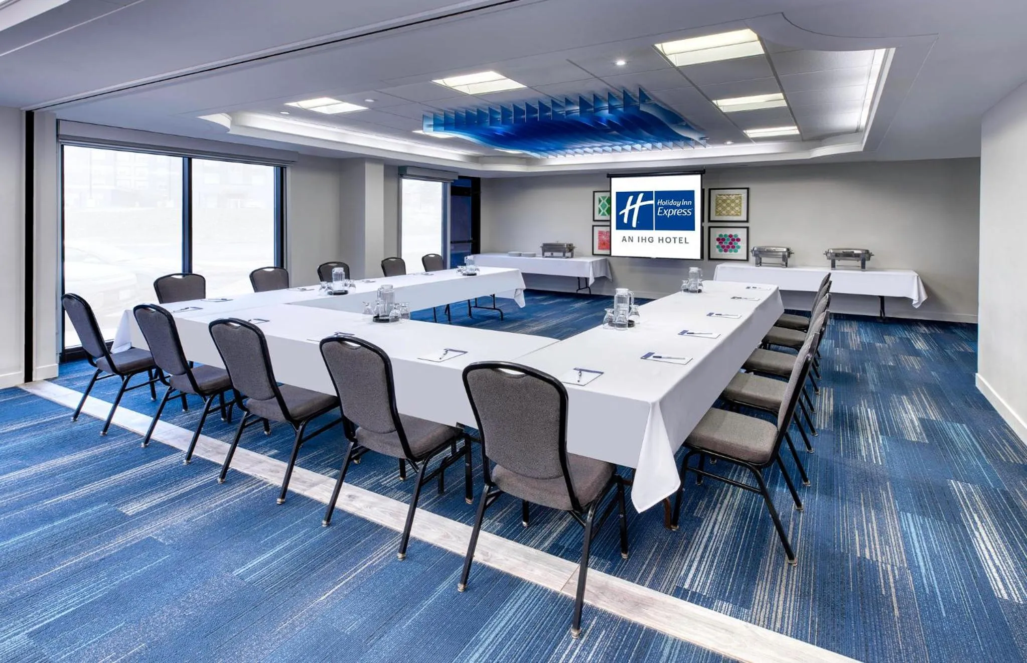 Meeting/conference room in Holiday Inn Express & Suites Mississauga-Toronto Southwest by IHG