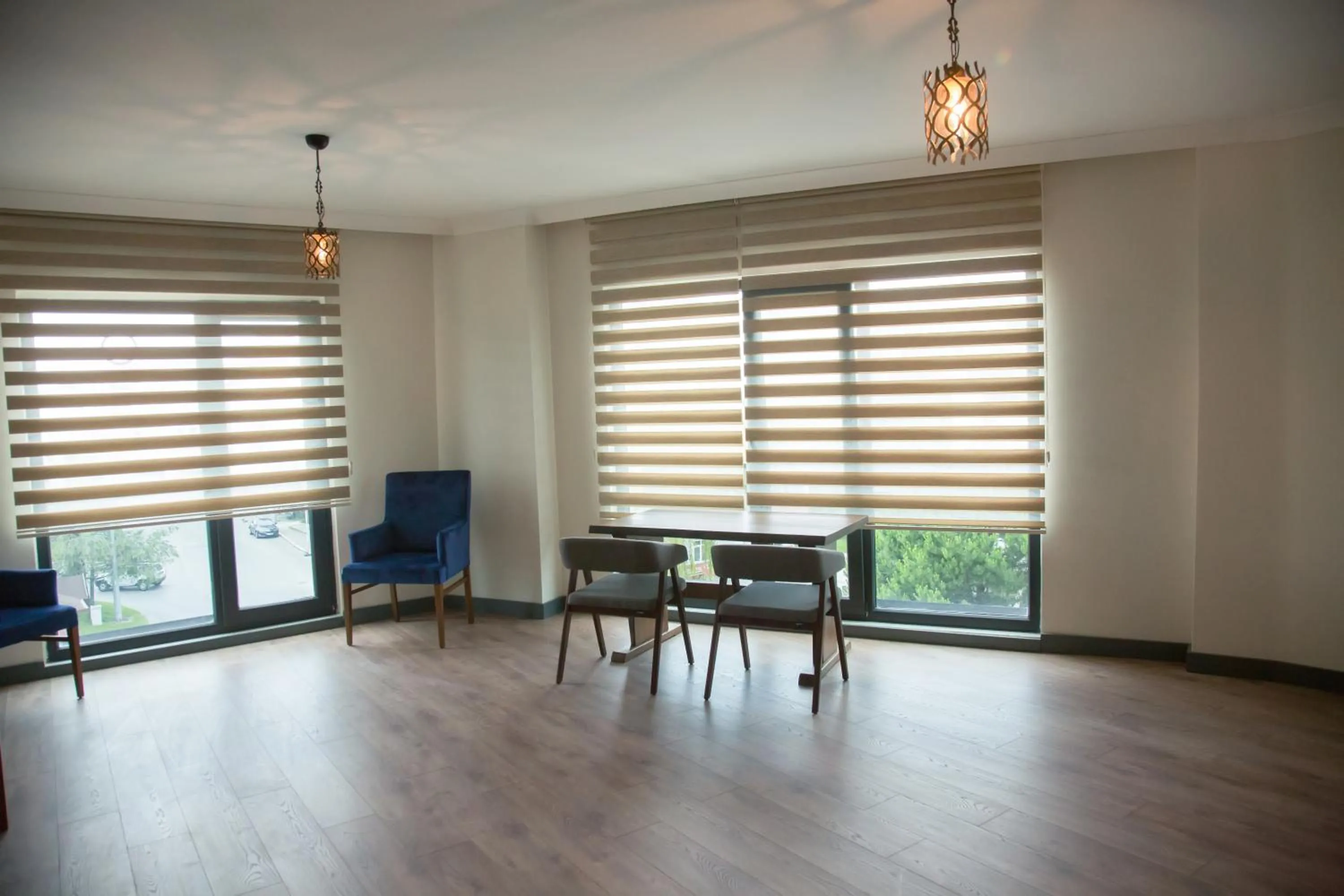 Living room in Ceneviz Suit Hotel