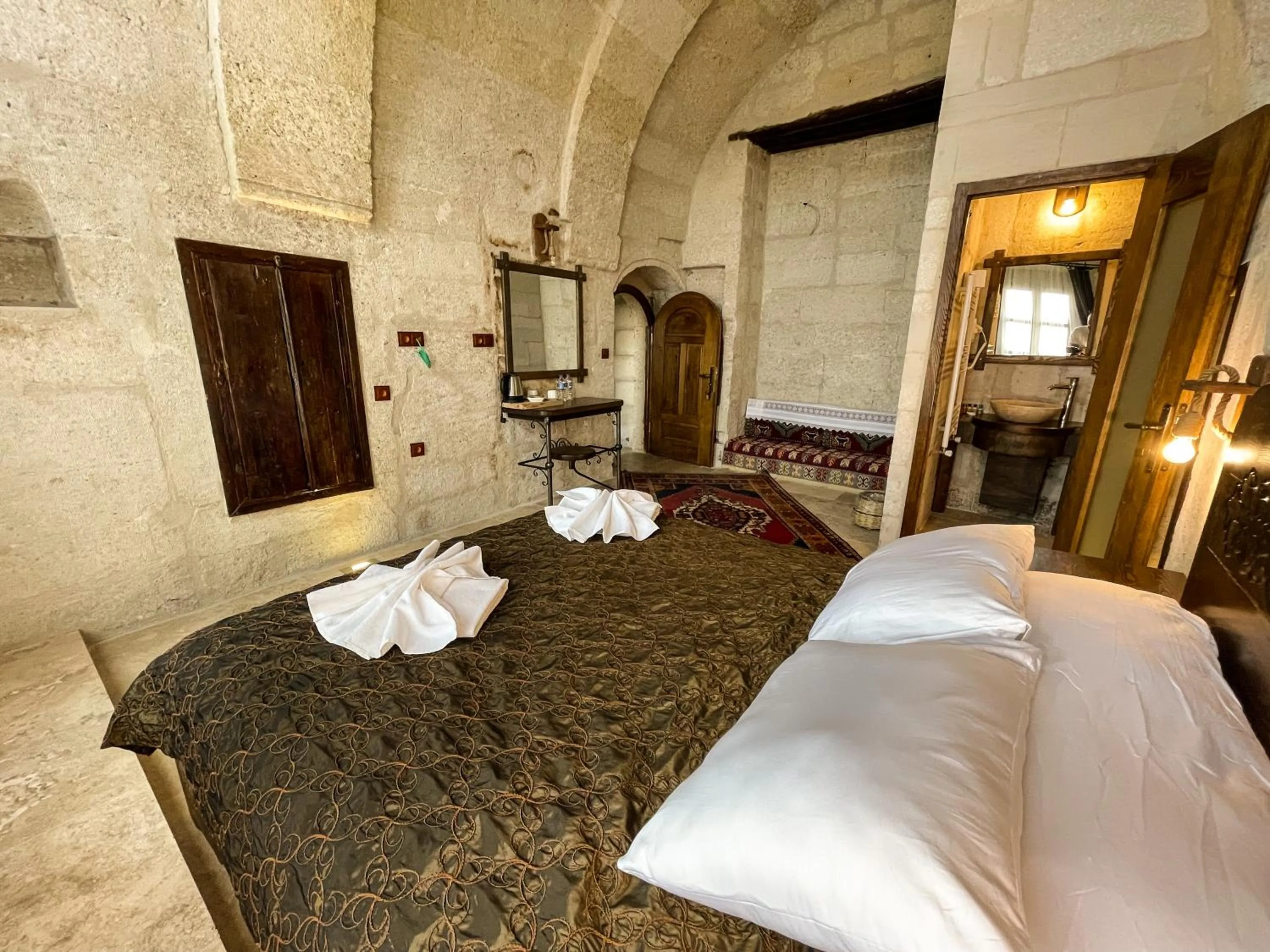 Bed in Takunya Cave Hotel