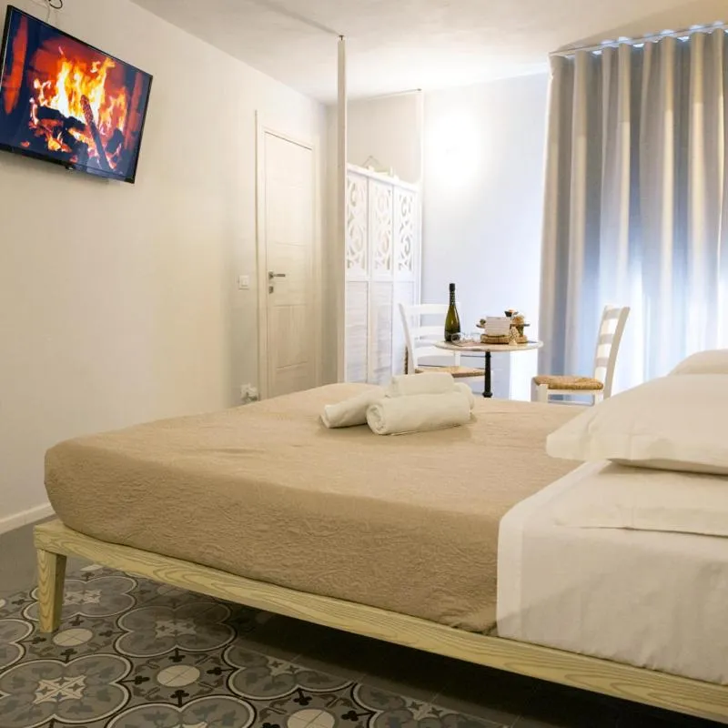 Bedroom, Bed in PORTA SOPRANA luxury guest House & spa