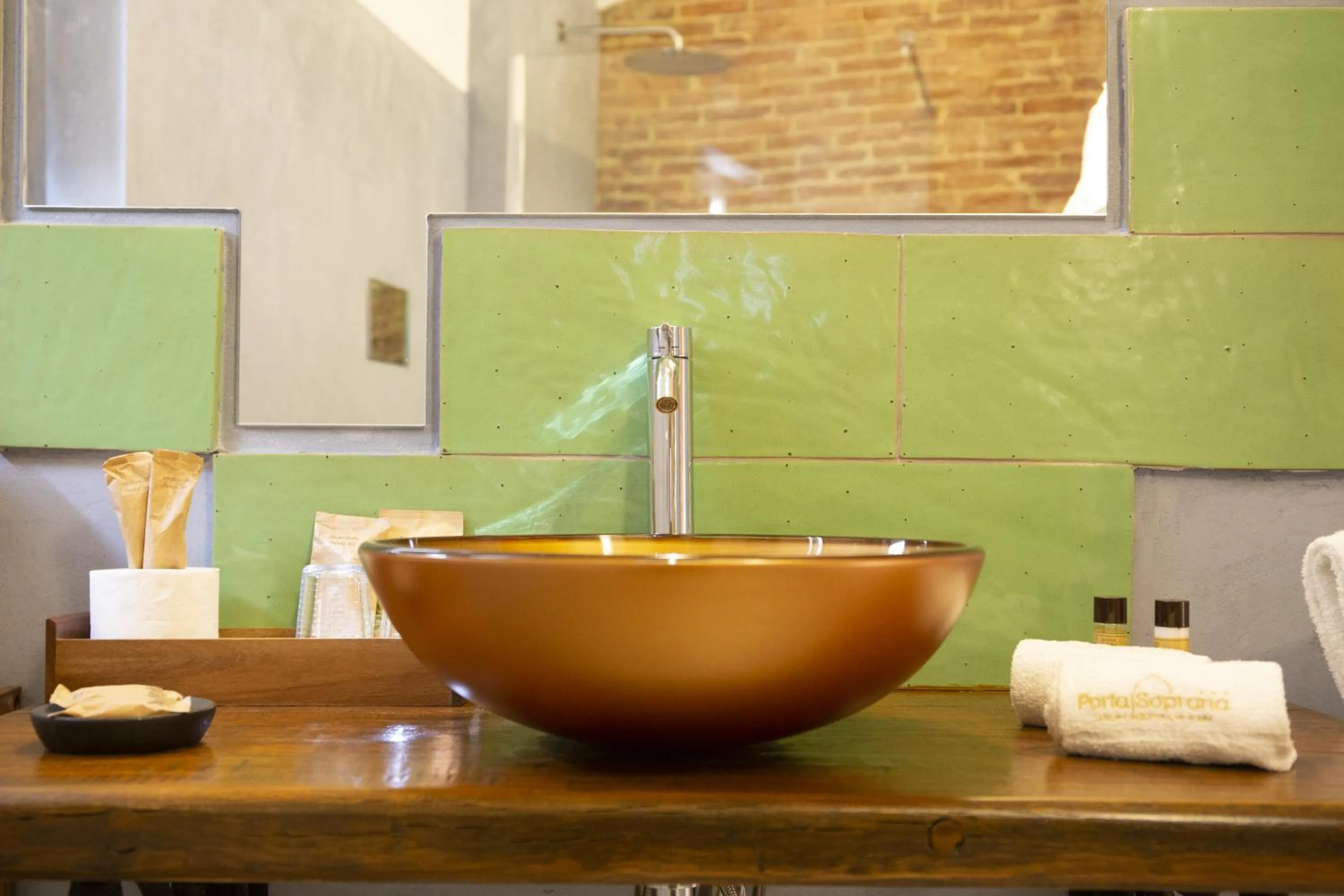 Bathroom in PORTA SOPRANA luxury guest House & spa