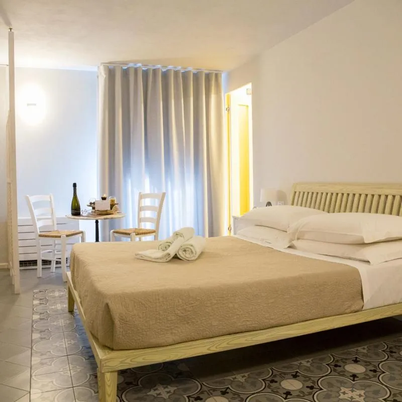 Balcony/Terrace, Bed in PORTA SOPRANA luxury guest House & spa