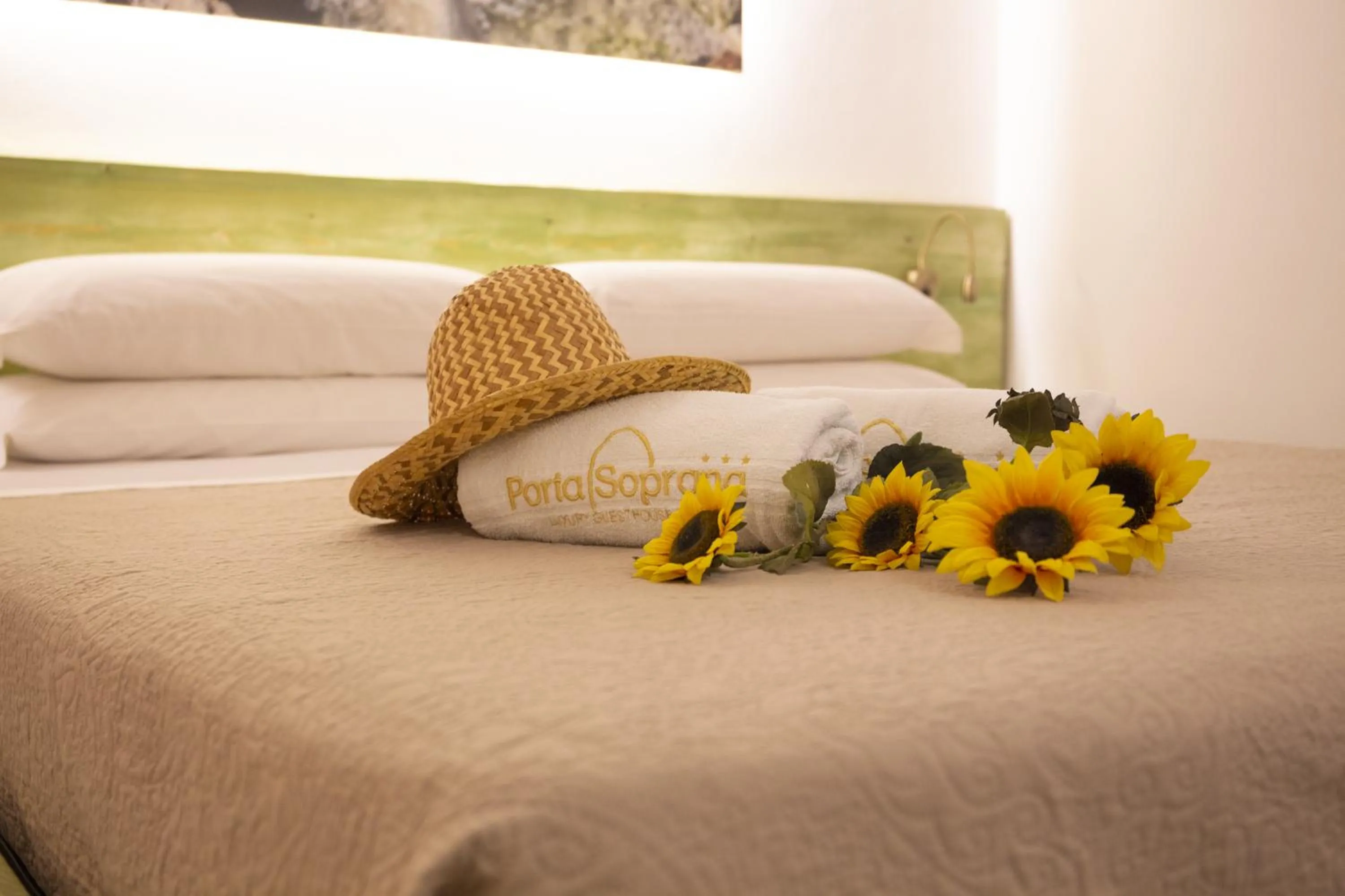 Bed in PORTA SOPRANA luxury guest House & spa