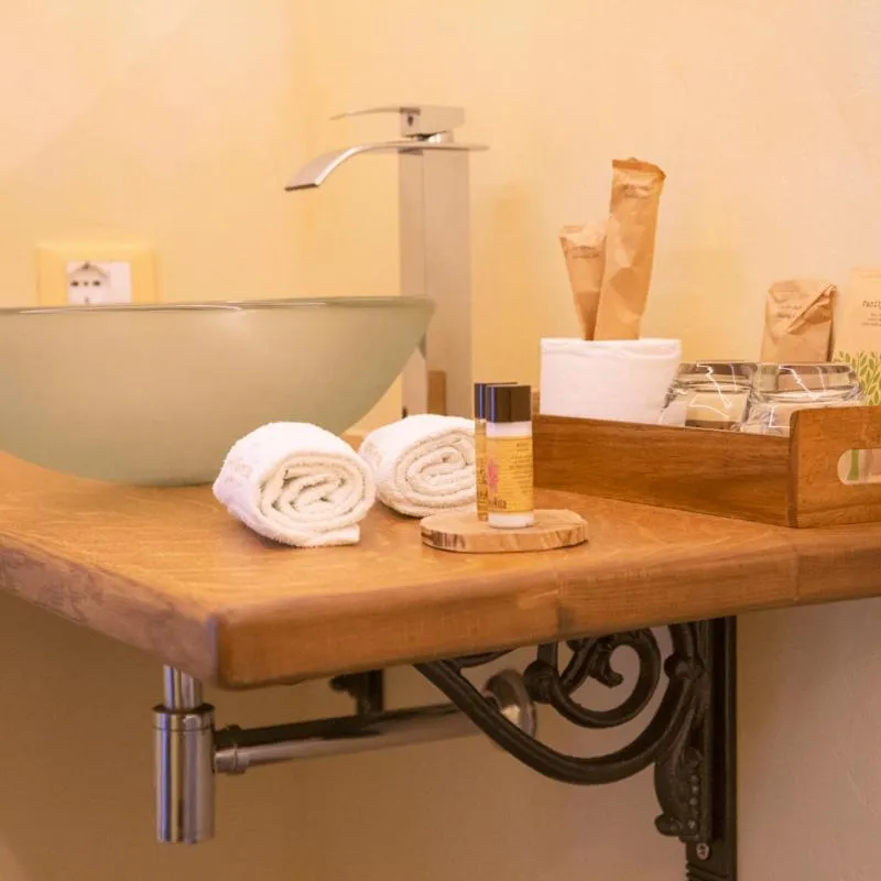 Bathroom in PORTA SOPRANA luxury guest House & spa