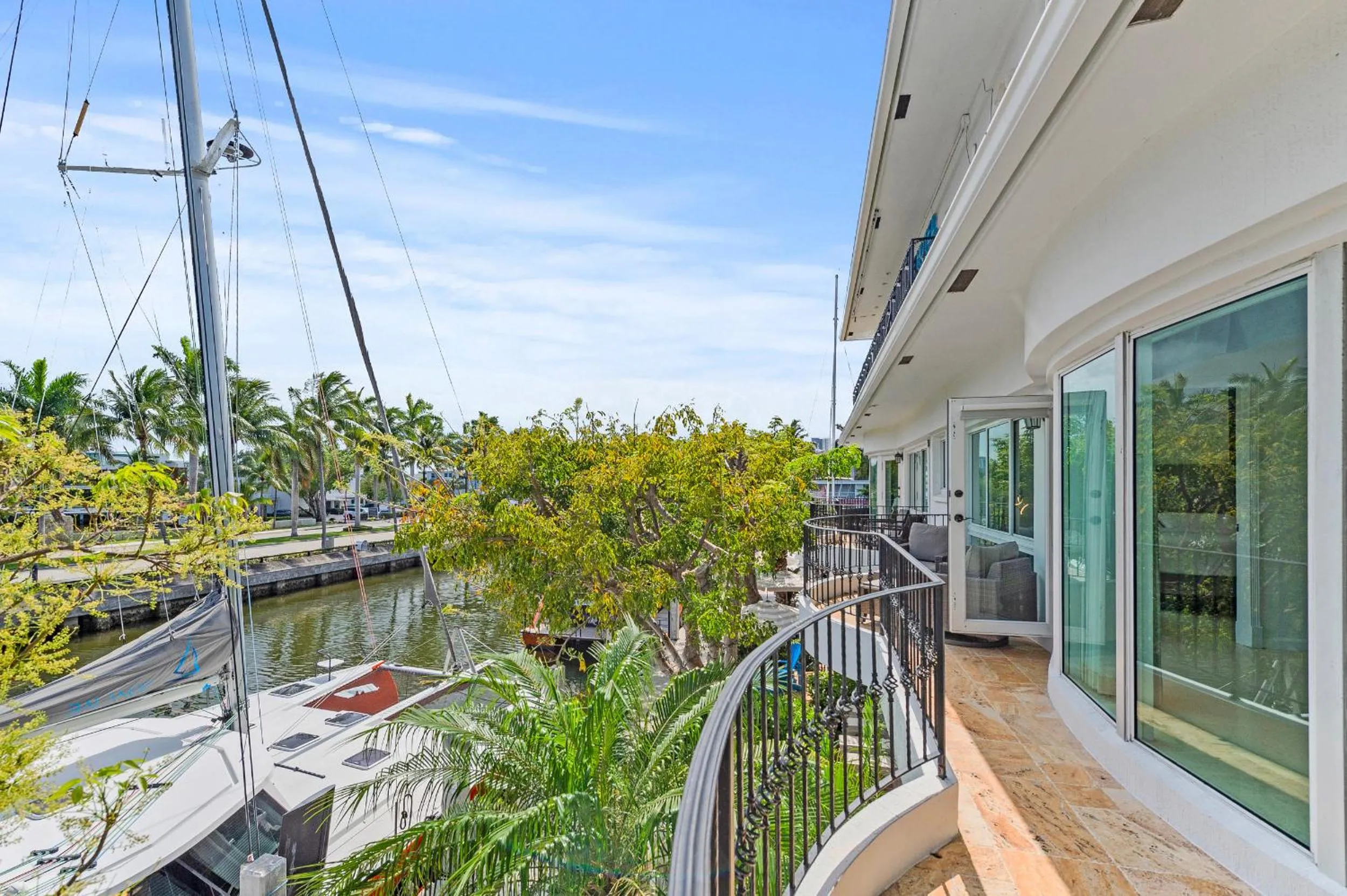 Sea view in Isle of Venice Residence and Marina