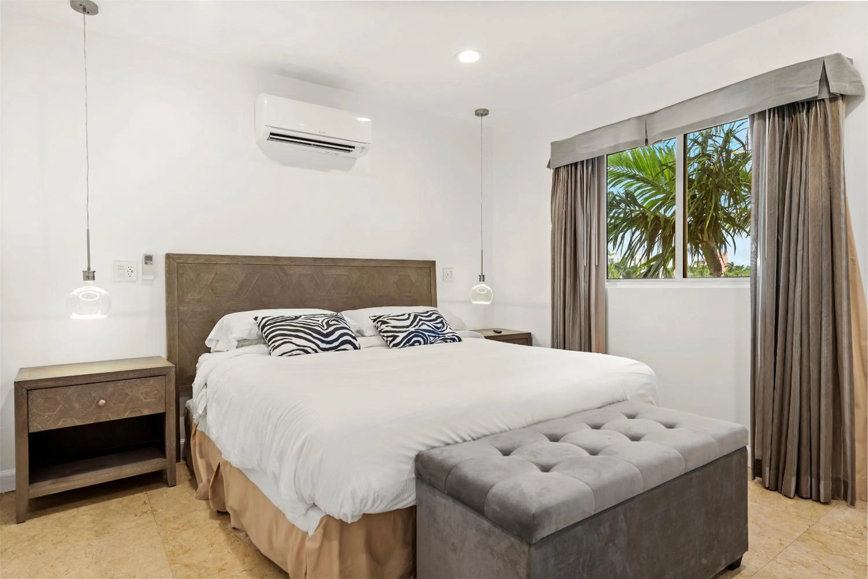 Bedroom, Bed in Isle of Venice Residence and Marina